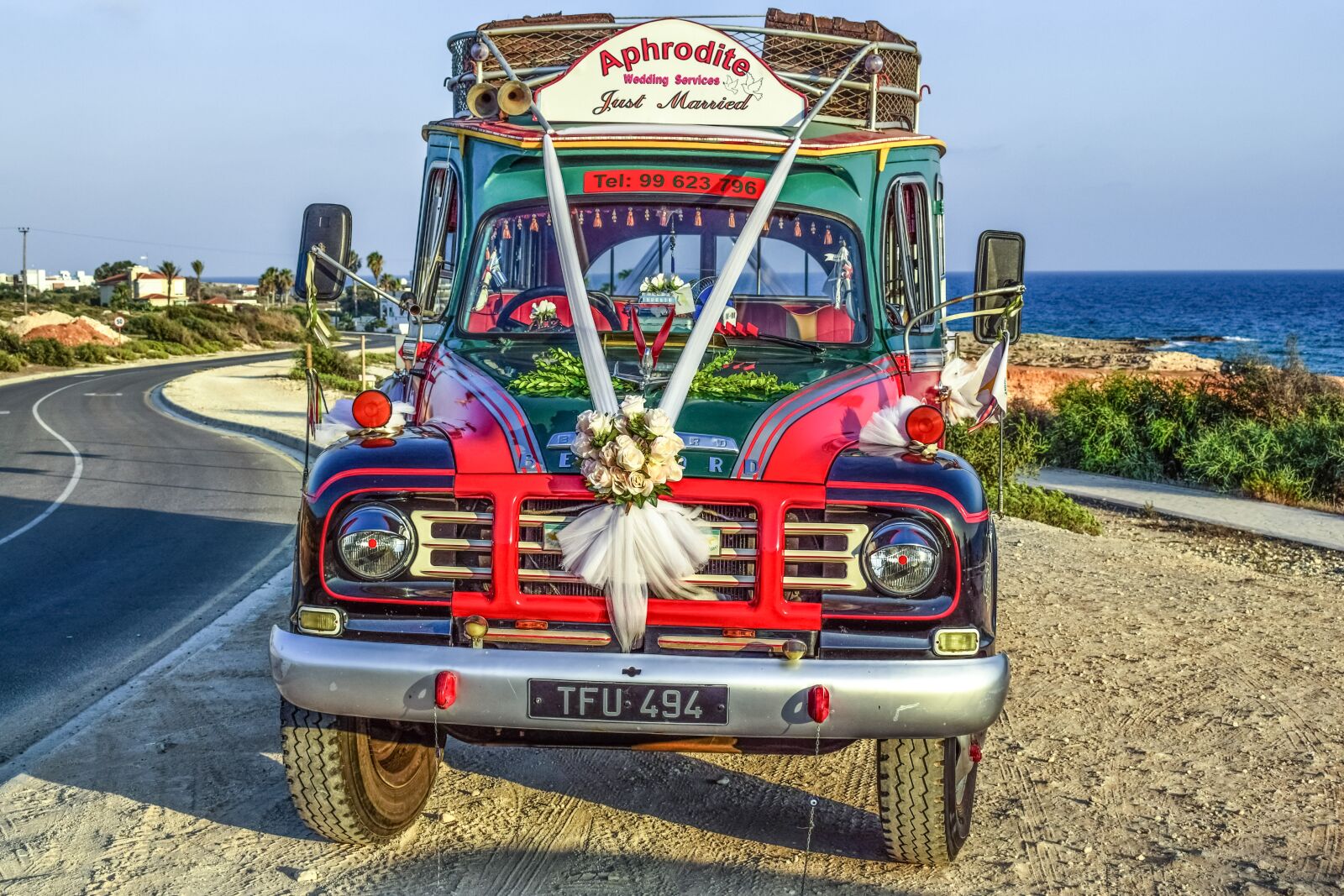 Nikon D3300 sample photo. Bus, old, vehicle photography