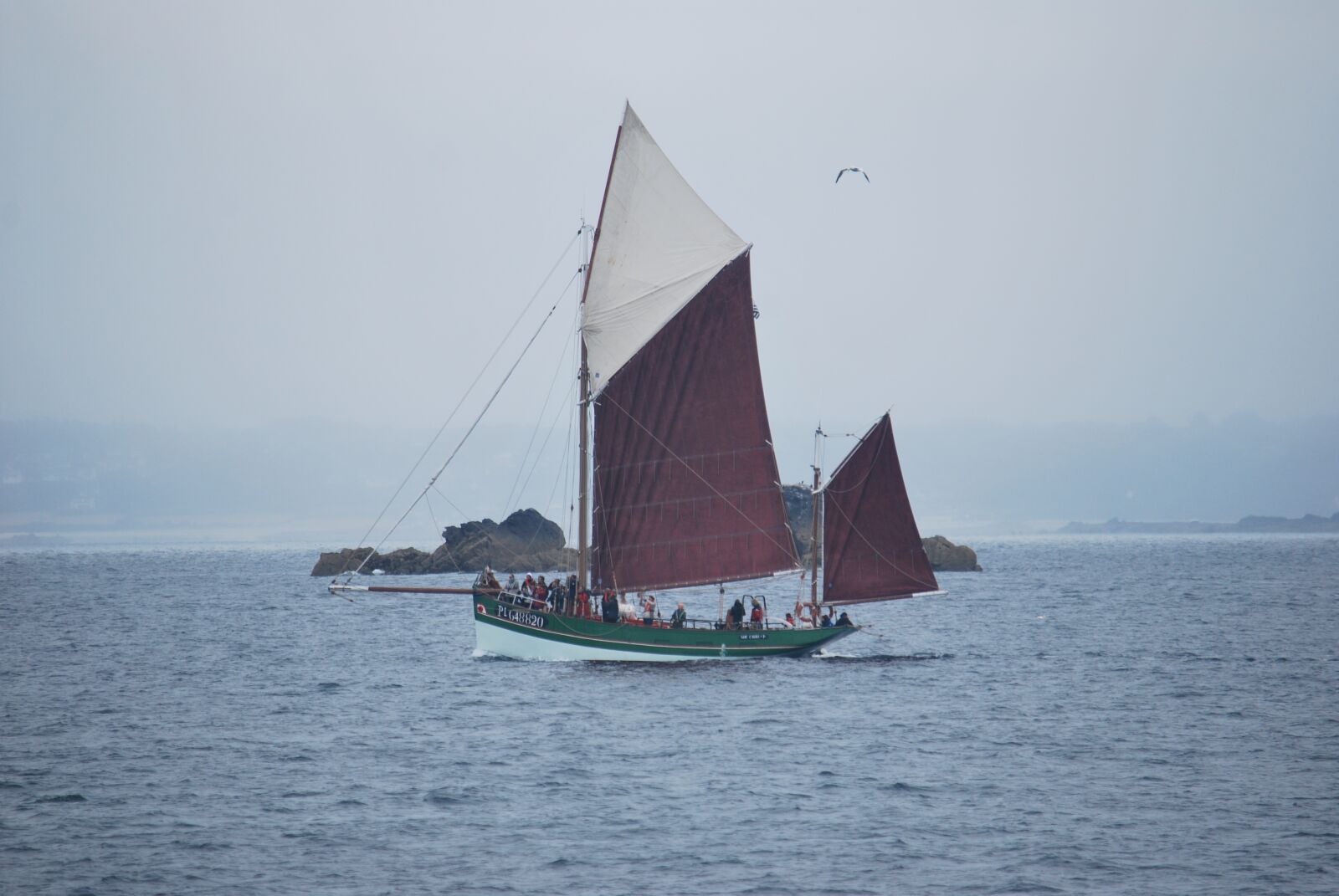 Nikon D60 sample photo. Brittany, boat, sea photography