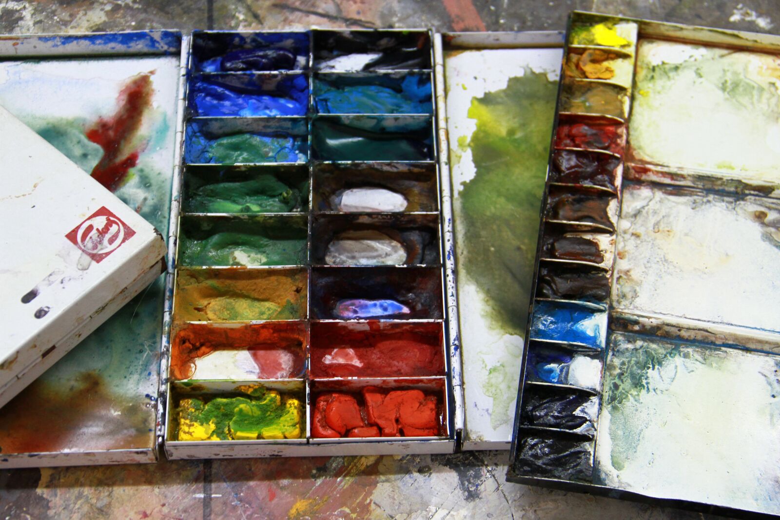 Canon EOS 7D sample photo. Art, watercolor, brushes photography