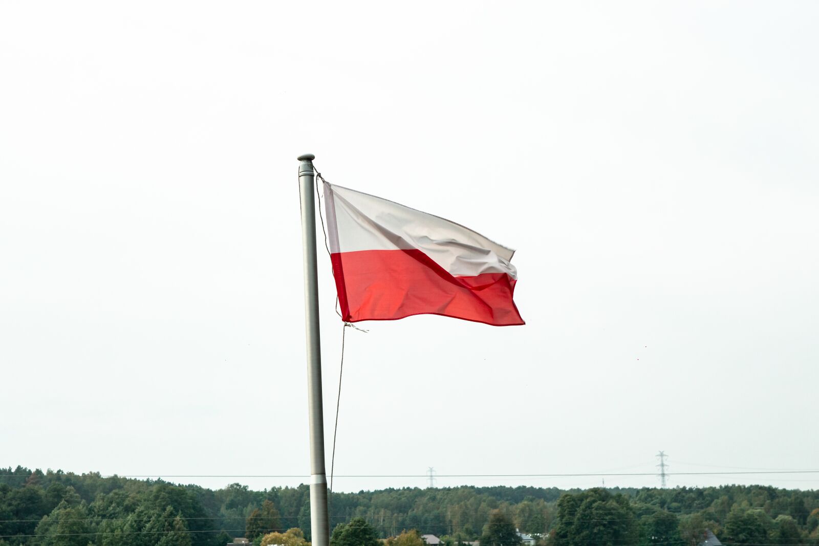 Tamron SP AF 17-50mm F2.8 XR Di II LD Aspherical (IF) sample photo. Polish flag, flag, poland photography