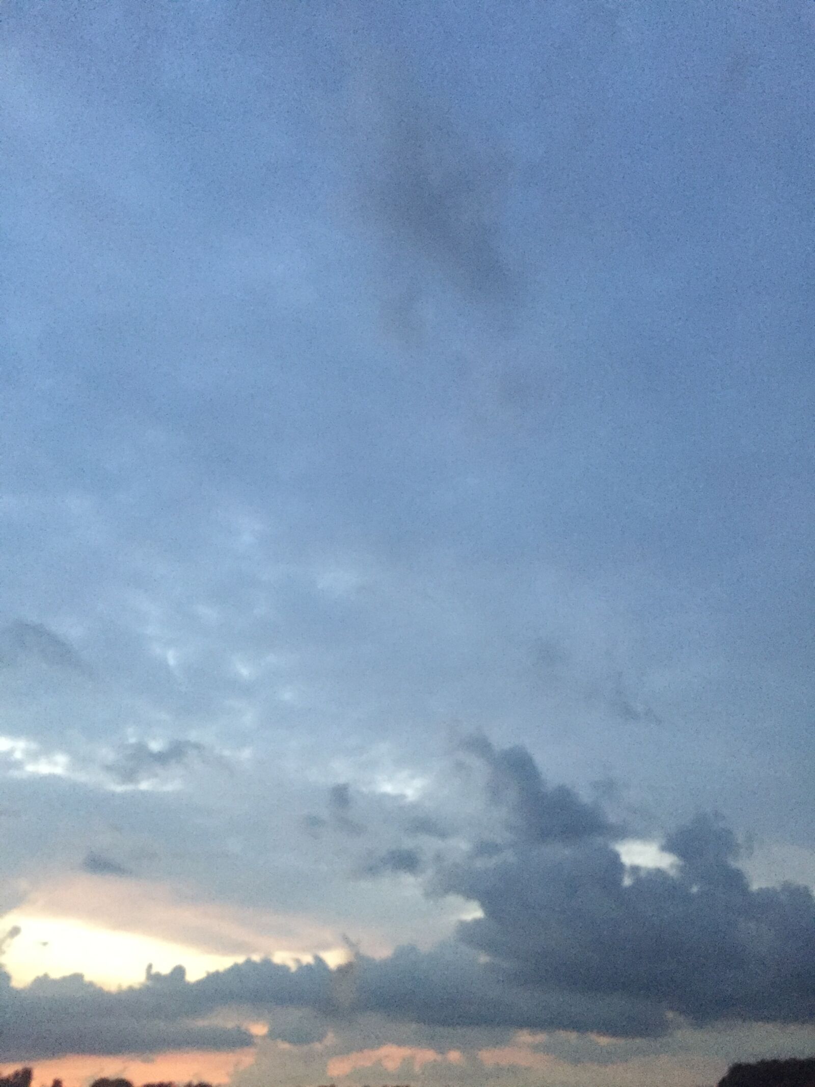 iPhone 6 back camera 4.15mm f/2.2 sample photo. Lamepicture, sky photography