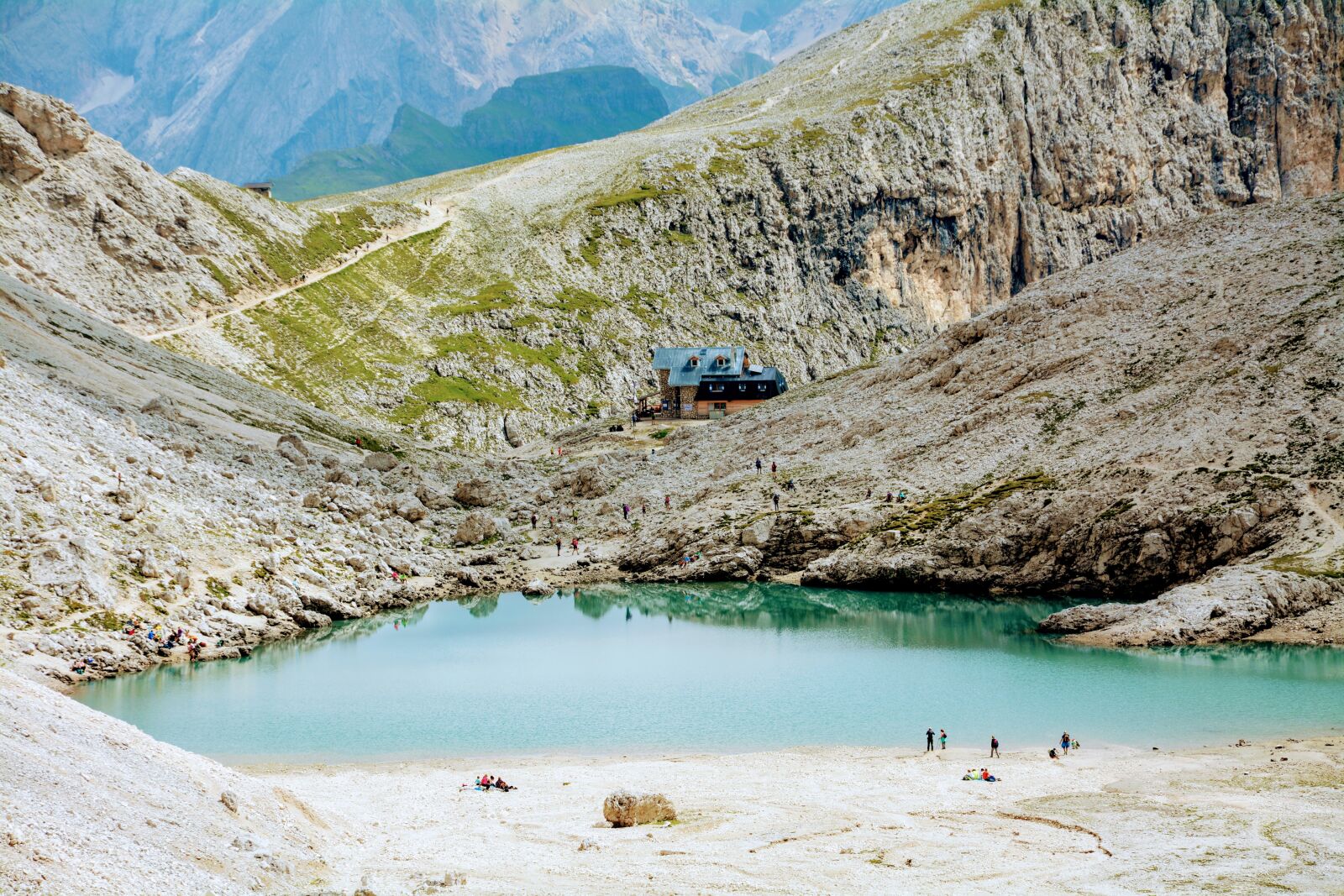 Nikon D7100 sample photo. Dolomites, lake, refuge photography