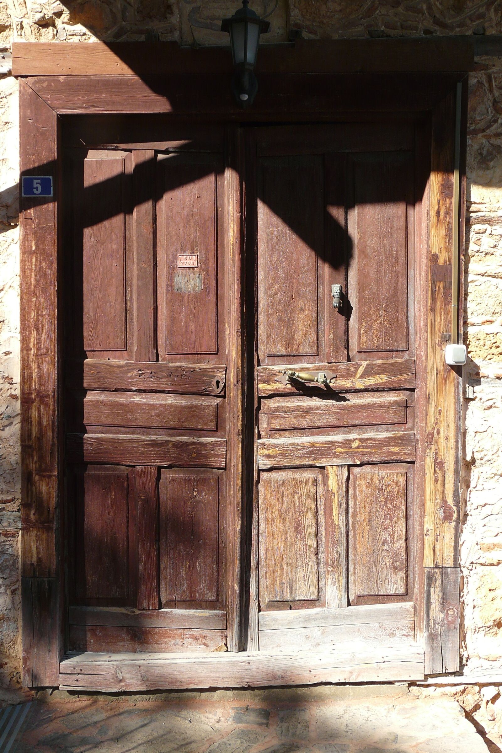 Panasonic DMC-FZ18 sample photo. Front door, alanya, turkey photography