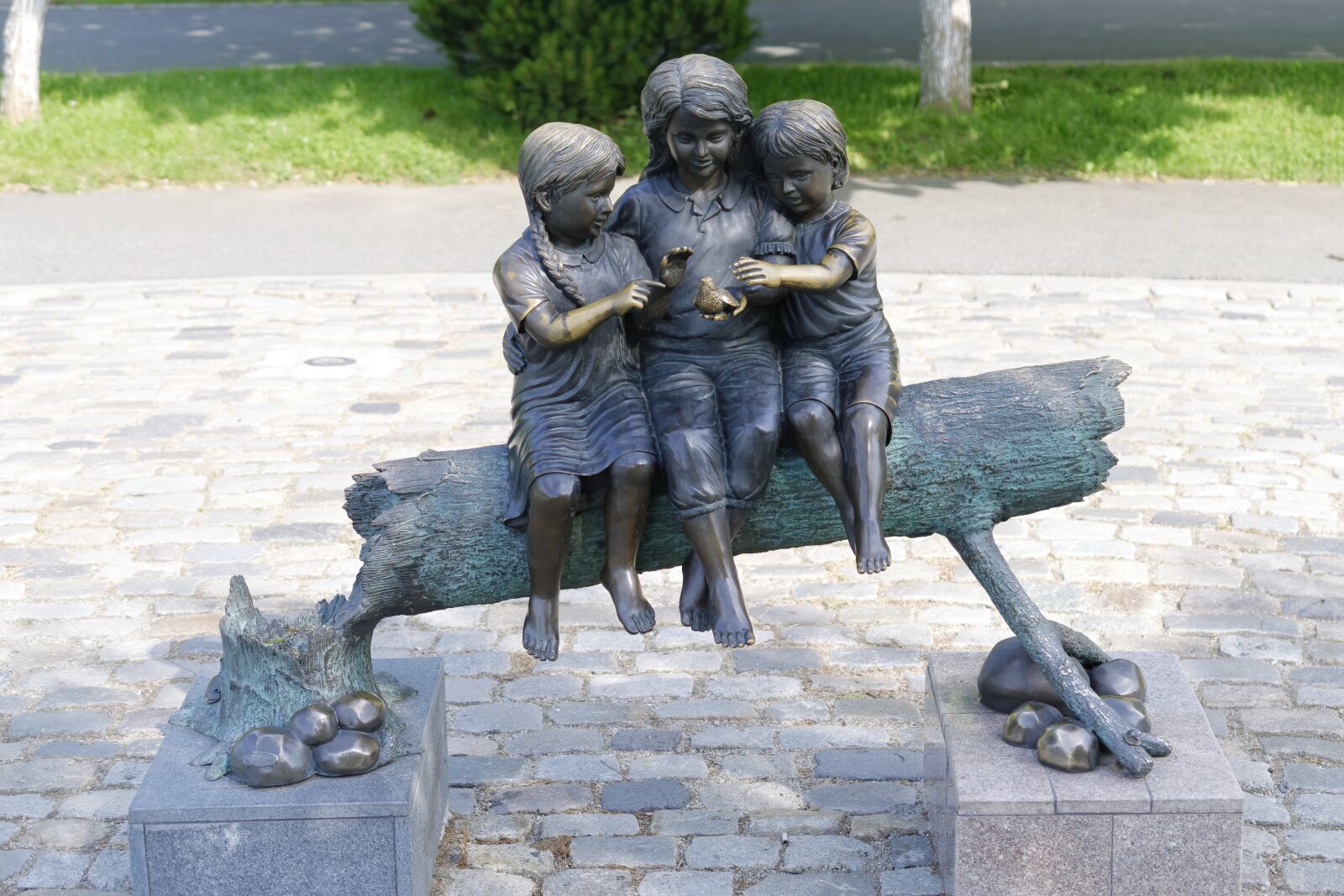 Nikon D5300 sample photo. Sculptures, article, metal photography