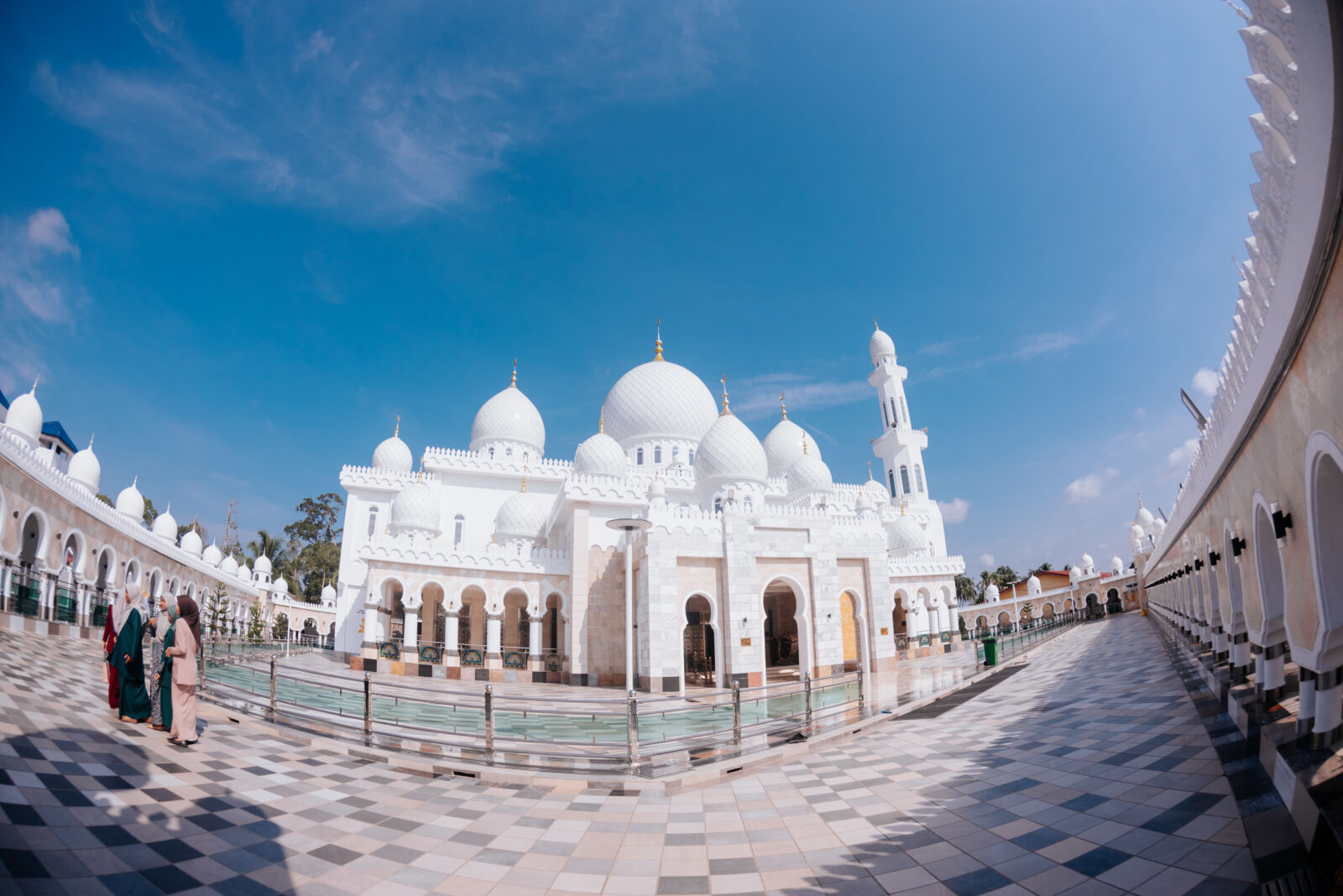 Tokina AT-X 10-17mm F3.5-4.5 DX Fisheye sample photo