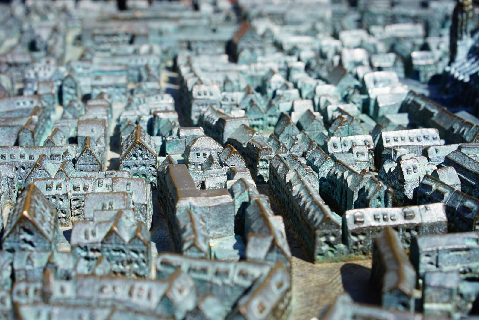Sony a7 + Sony Sonnar T* FE 55mm F1.8 ZA sample photo. Relief, city, ulm photography