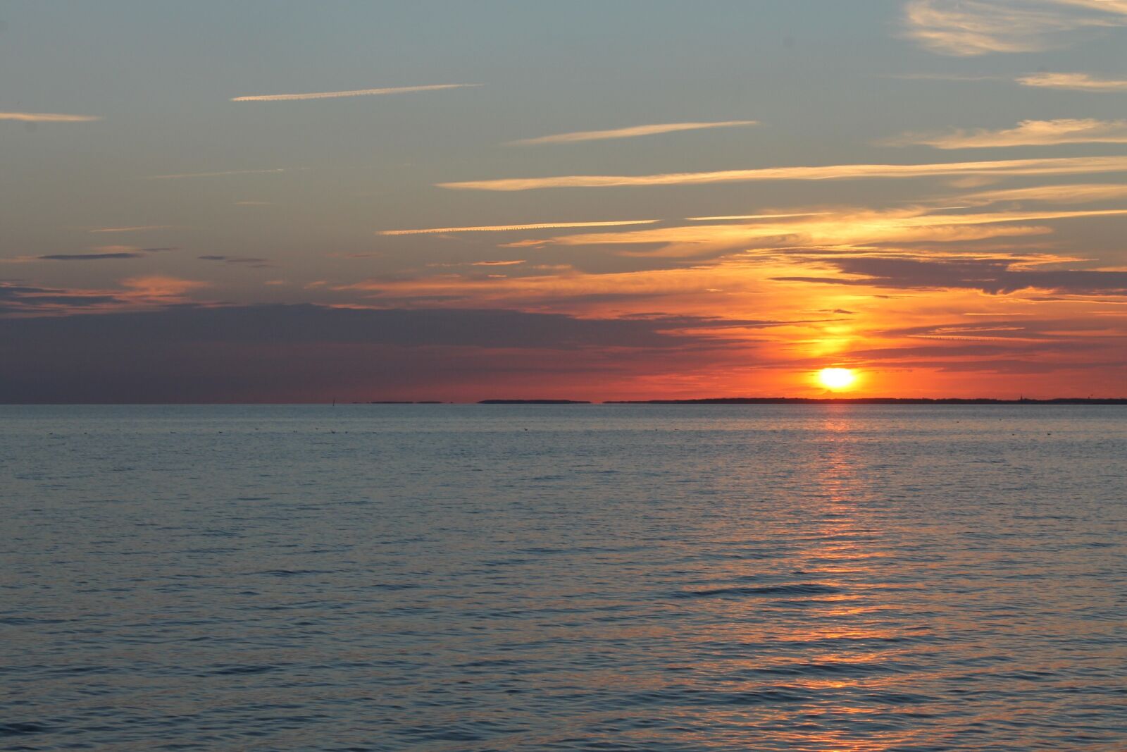 Canon EOS 1100D (EOS Rebel T3 / EOS Kiss X50) sample photo. Baltic sea, sea, sunset photography