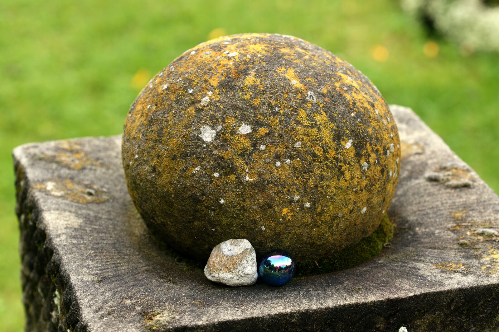 Sony Alpha DSLR-A700 sample photo. Stone, art, figure photography