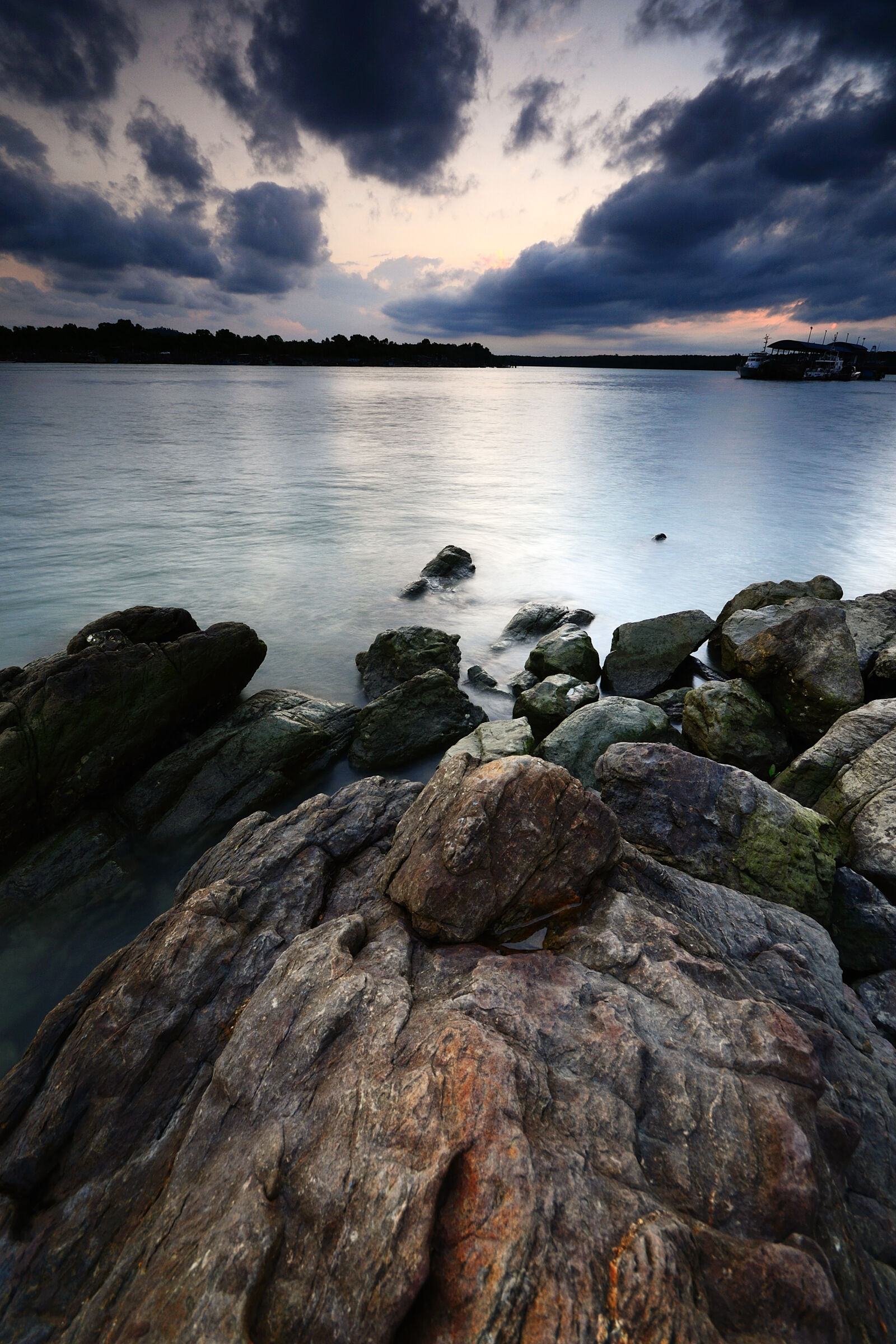 Nikon D3100 sample photo. Amazing, beach, boat, cloud photography