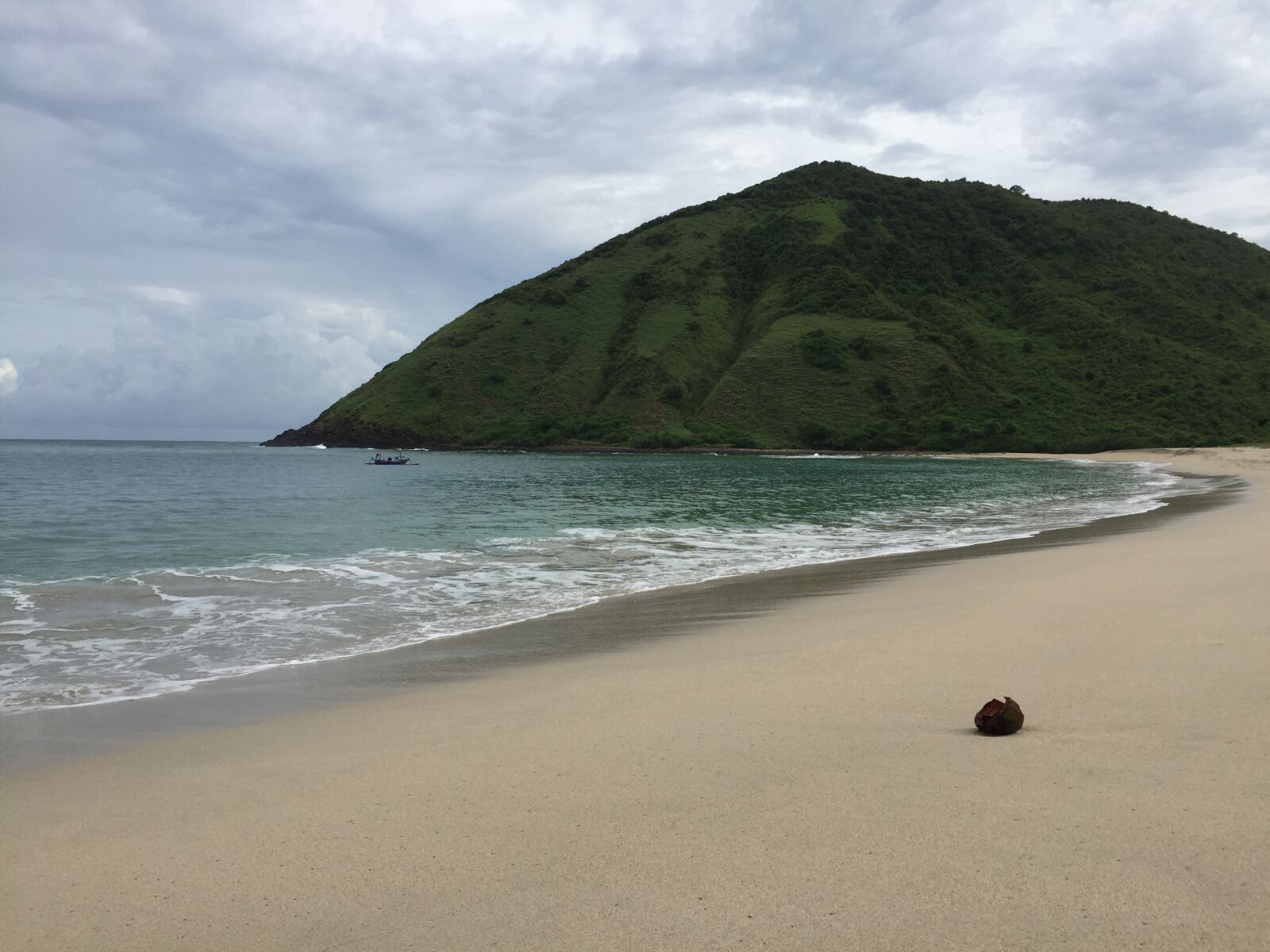 Apple iPhone 6 sample photo. Beach, cloudy, sky, mountain photography