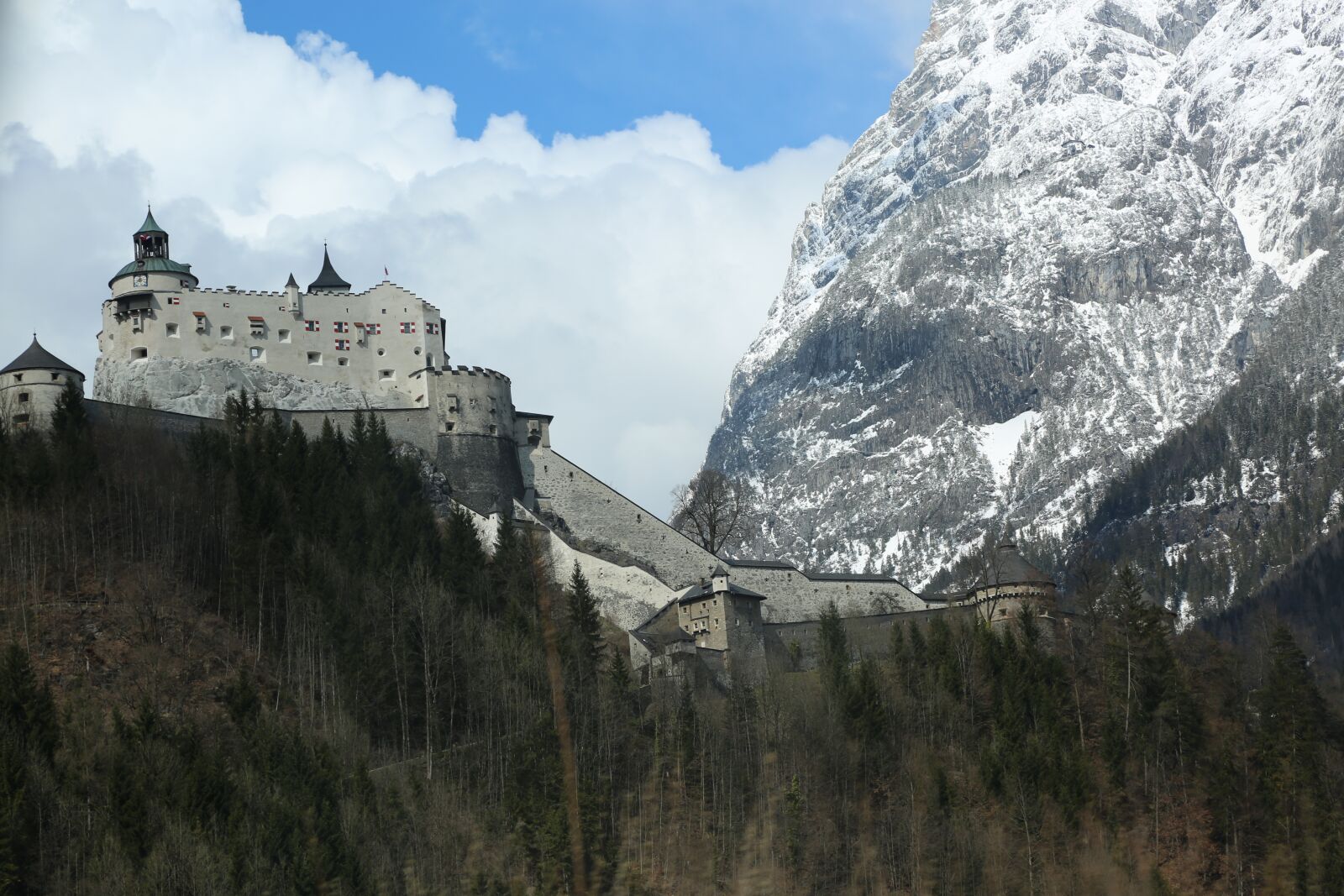 Canon EF 24-105mm F4L IS USM sample photo. Castle, mountains, landscape photography