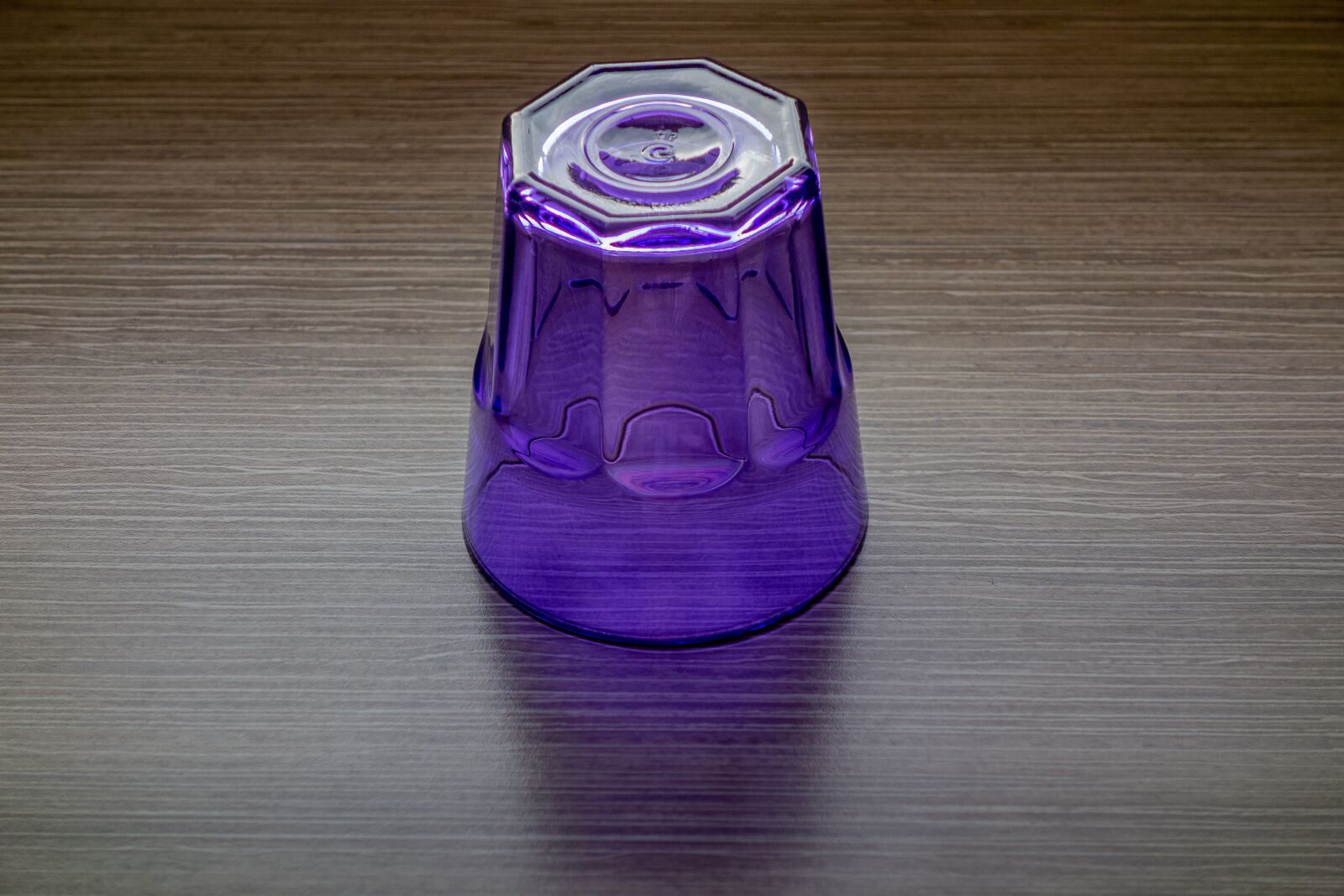 Sony Cyber-shot DSC-RX100 sample photo. Glass, violet, light photography