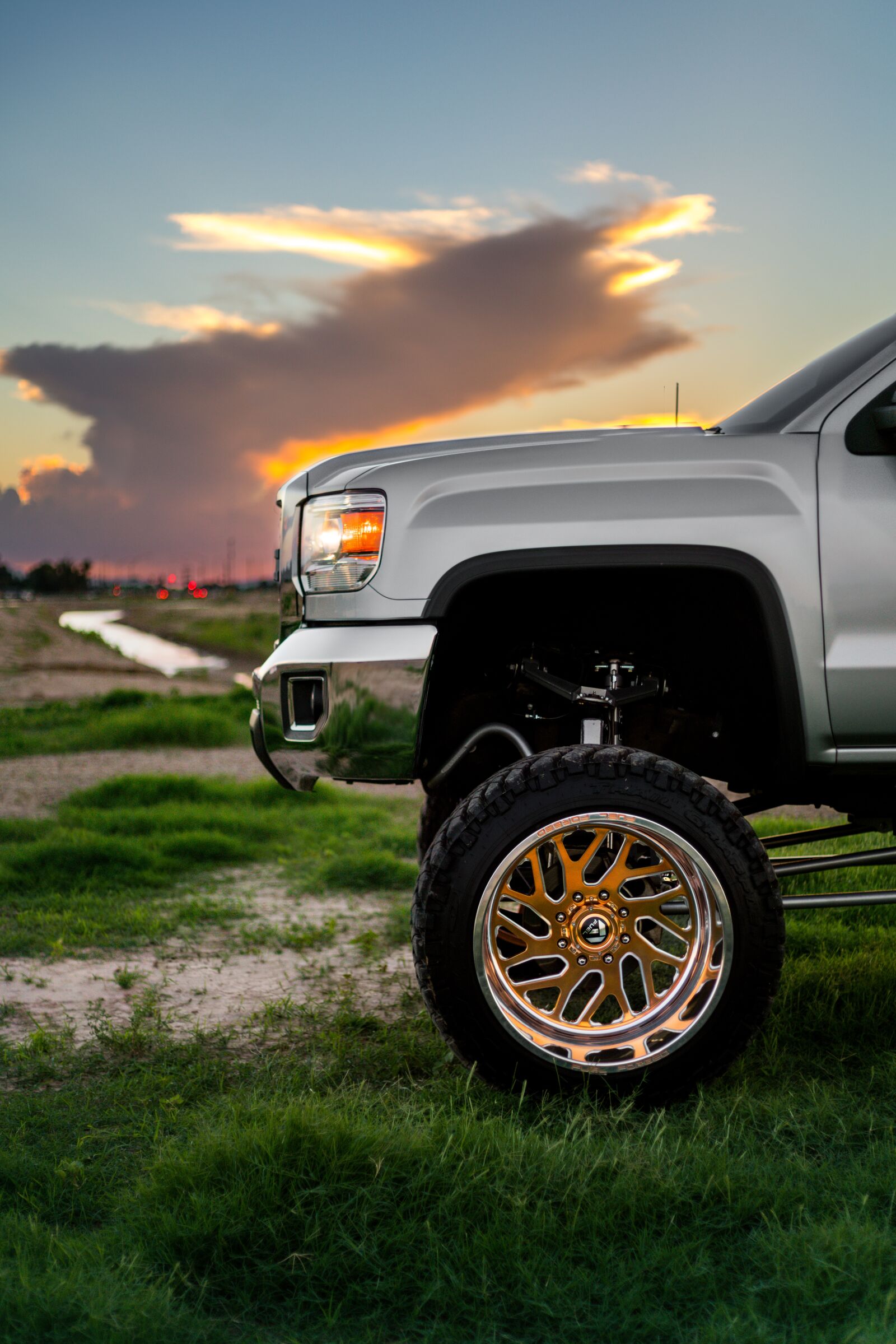 Sony a7R II + Sony DT 50mm F1.8 SAM sample photo. Truck, lifted truck, off photography
