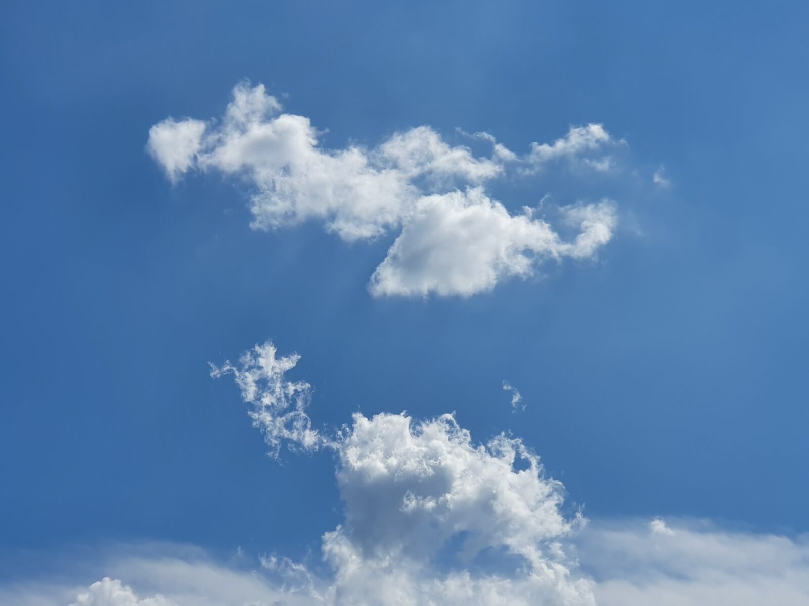 Samsung Galaxy S10 sample photo. Clouds, sky, atmosphere photography