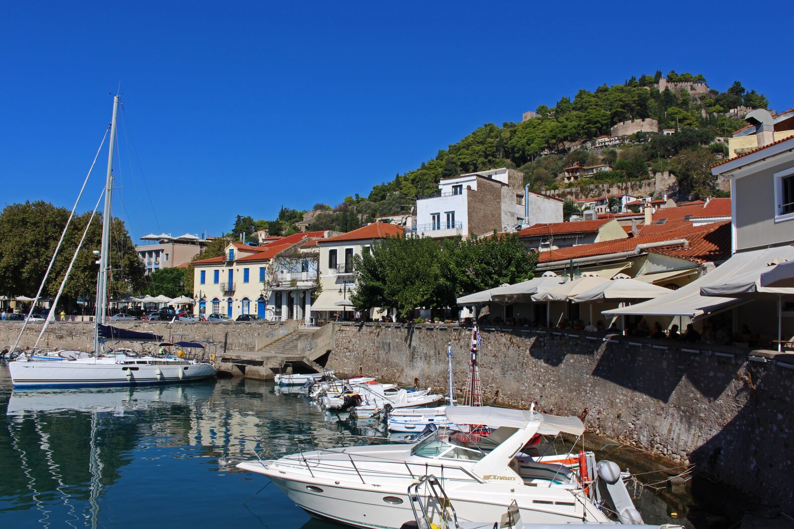 Canon EOS 700D (EOS Rebel T5i / EOS Kiss X7i) sample photo. Nafpaktos, greece, port photography