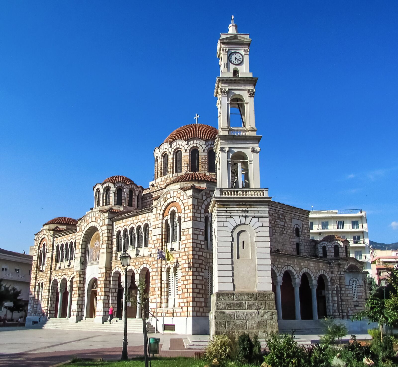 Canon PowerShot SX400 IS sample photo. Greece, volos, cathedral photography