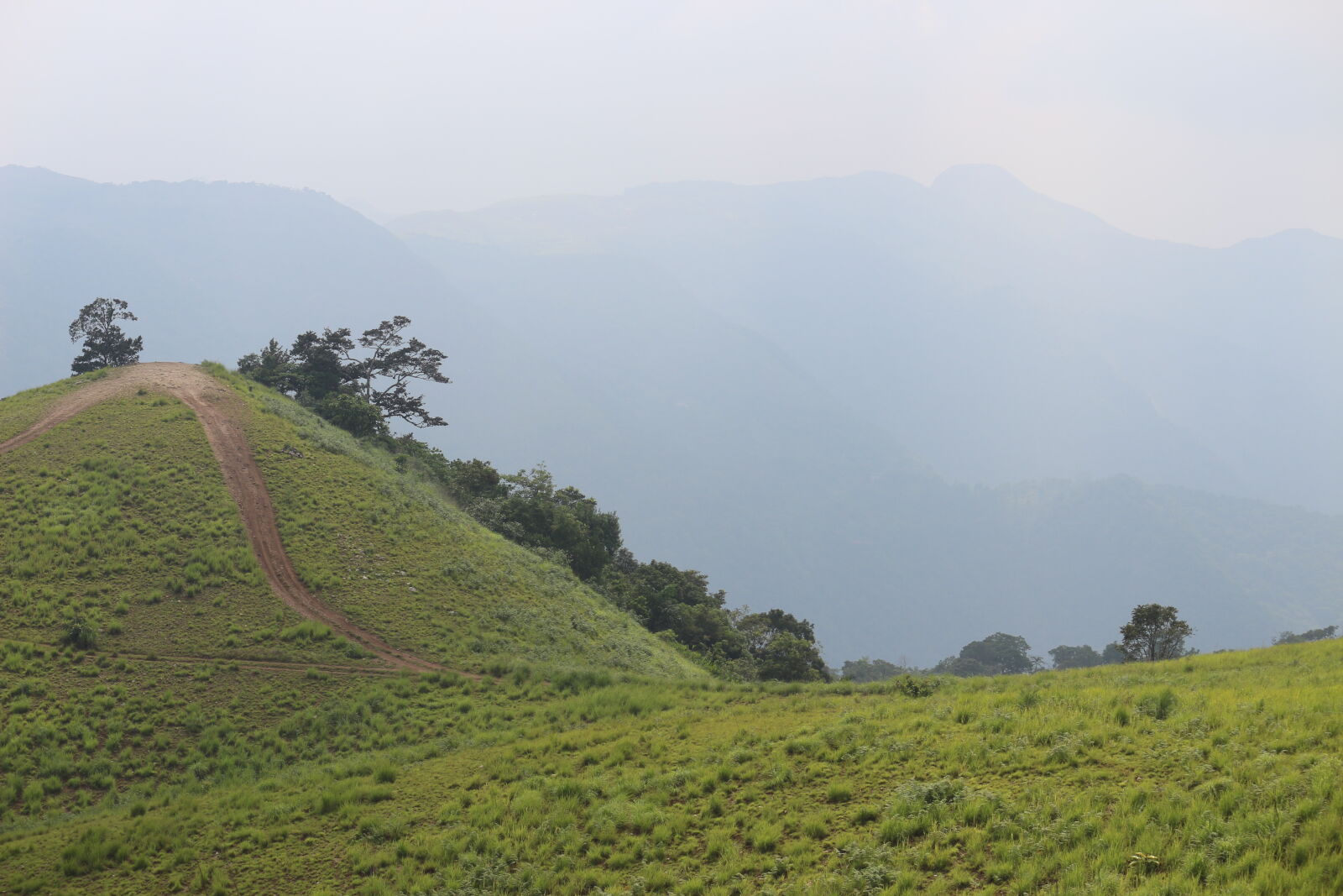 Canon EOS 700D (EOS Rebel T5i / EOS Kiss X7i) sample photo. Mountain photography