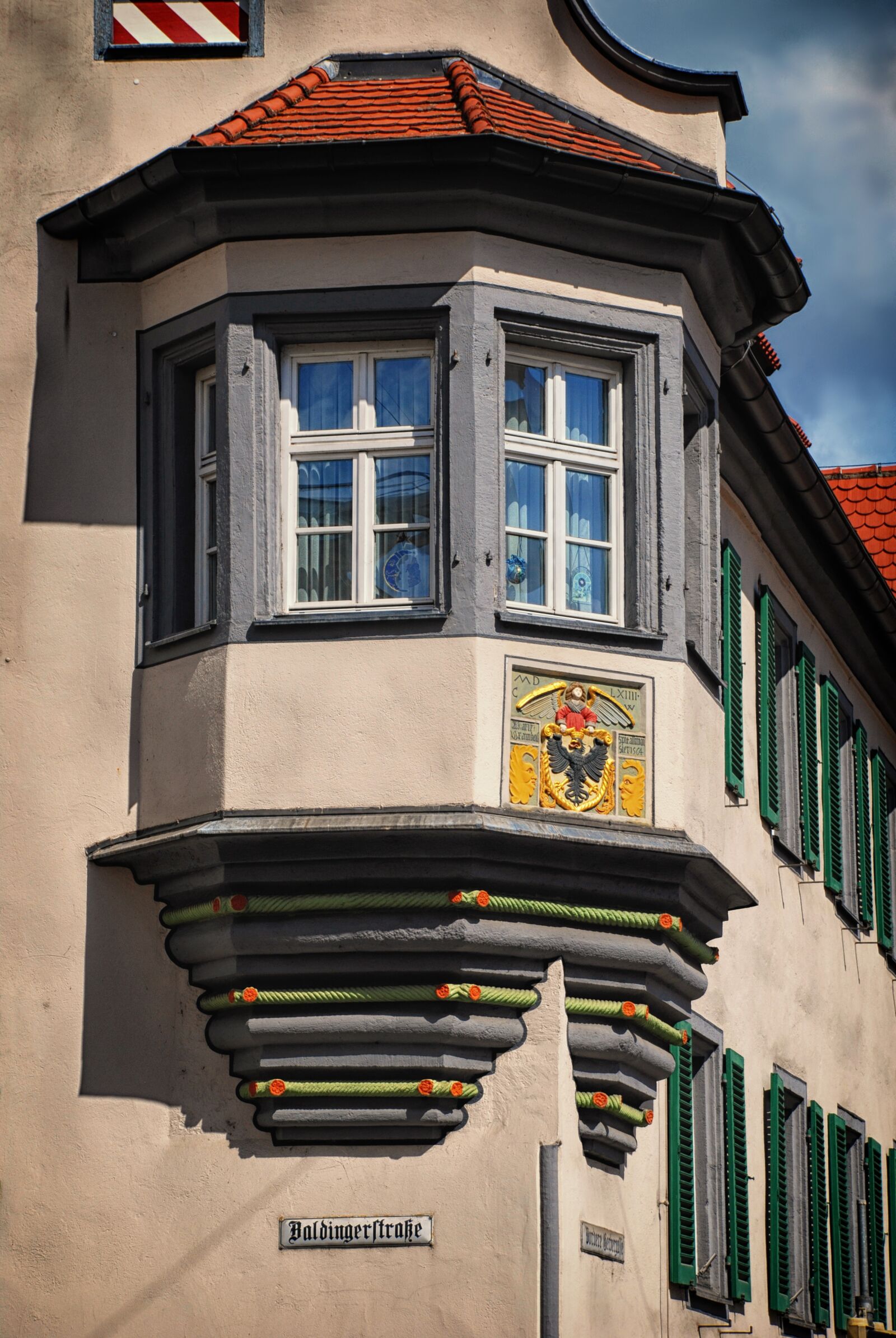 Nikon D80 sample photo. Bay window, historic center photography