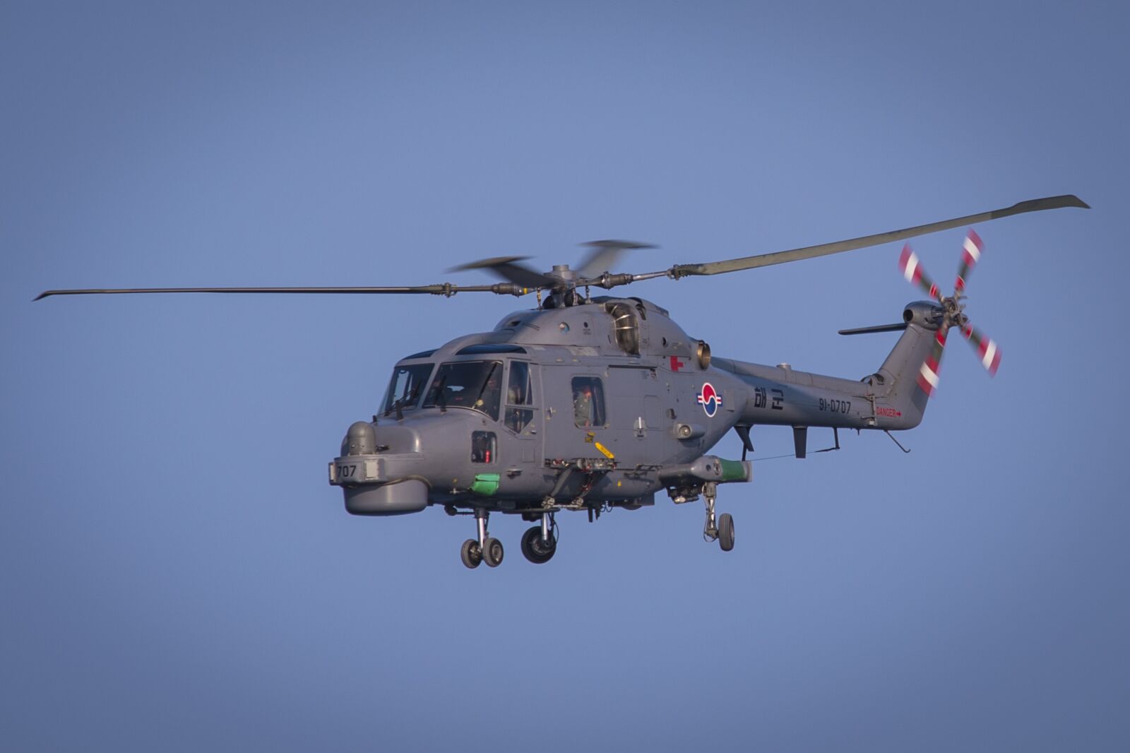 Nikon D750 sample photo. Rings, anti-submarine helicopters, navy photography