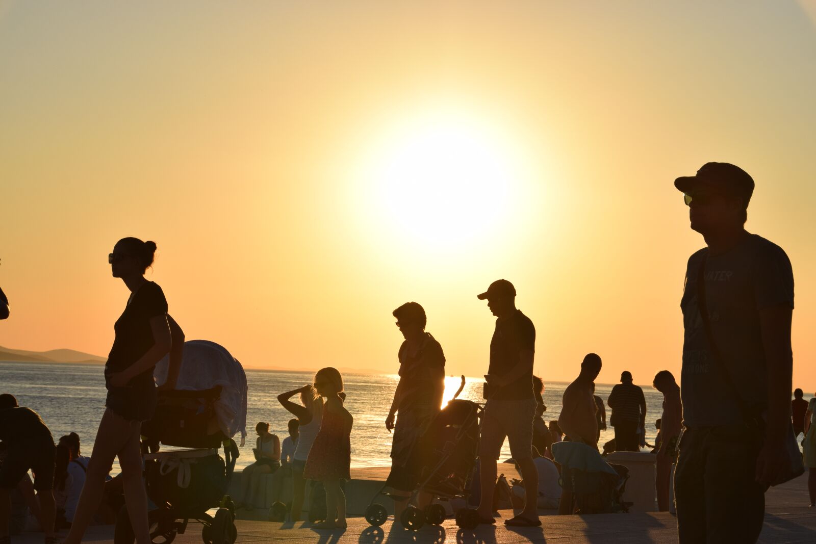 Nikon D5300 sample photo. People, sunset, sunrise photography