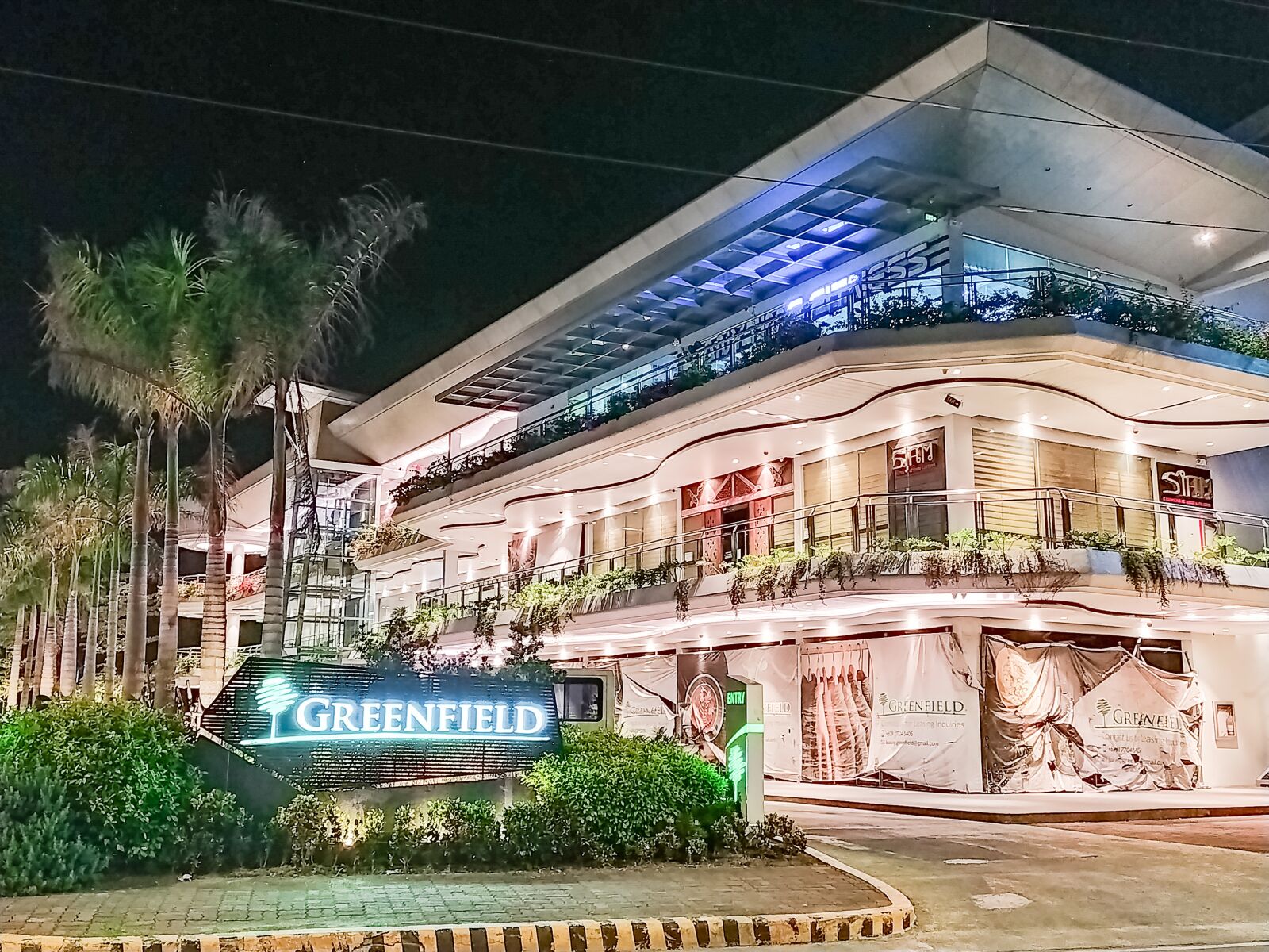 Xiaomi Redmi Note 8 sample photo. Greenfield, restaurant, hotel photography