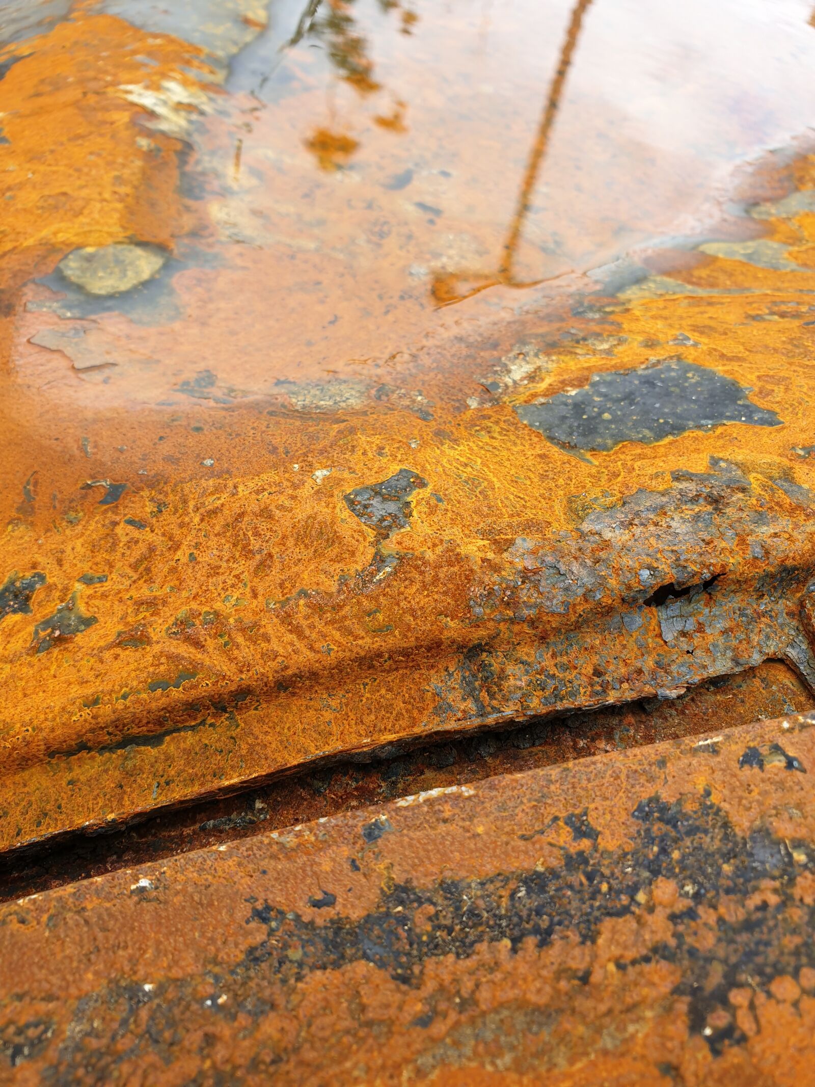 Samsung Galaxy Note9 sample photo. Rust, corrosion, weathered photography