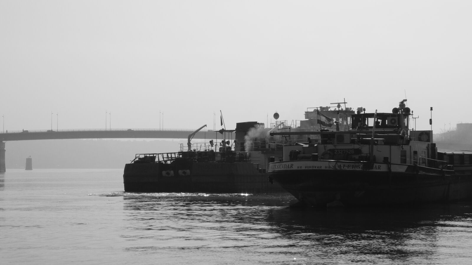 Nikon Coolpix P7000 sample photo. Boats, danube, river, novi photography