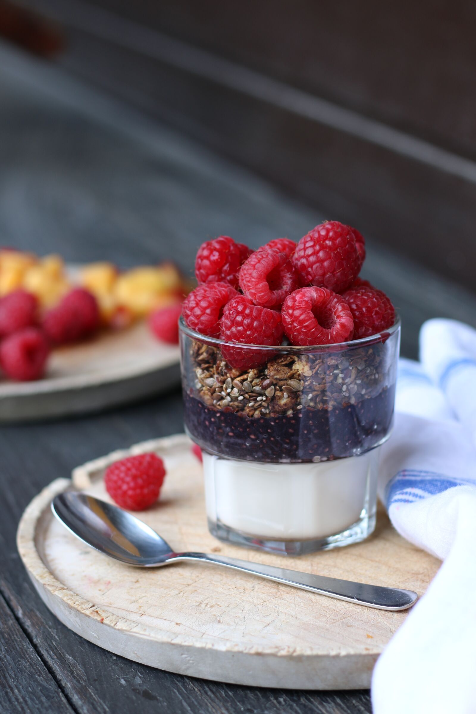 Canon EOS 70D + Canon EF 50mm F1.8 STM sample photo. Granola, coconut yogurt, raspberries photography
