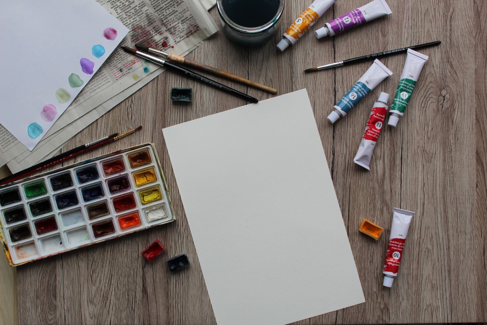 Canon EOS 1300D (EOS Rebel T6 / EOS Kiss X80) sample photo. Watercolor, paper, art photography