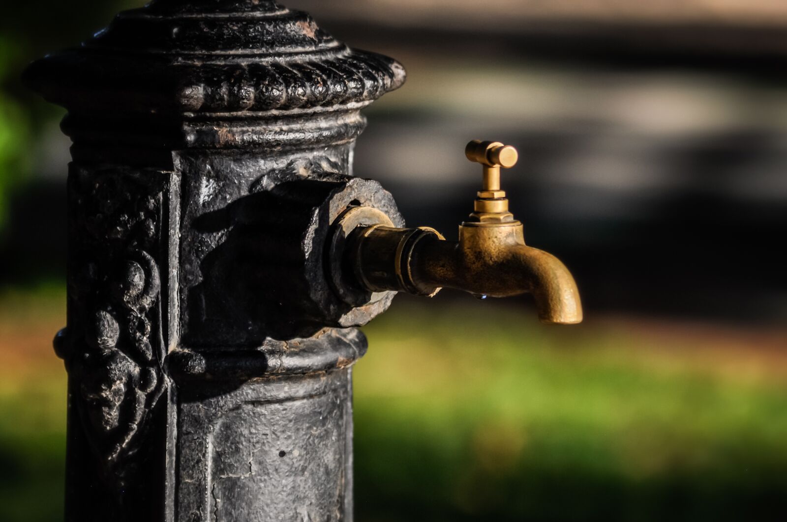 Nikon D90 sample photo. Tap, metal, faucet photography