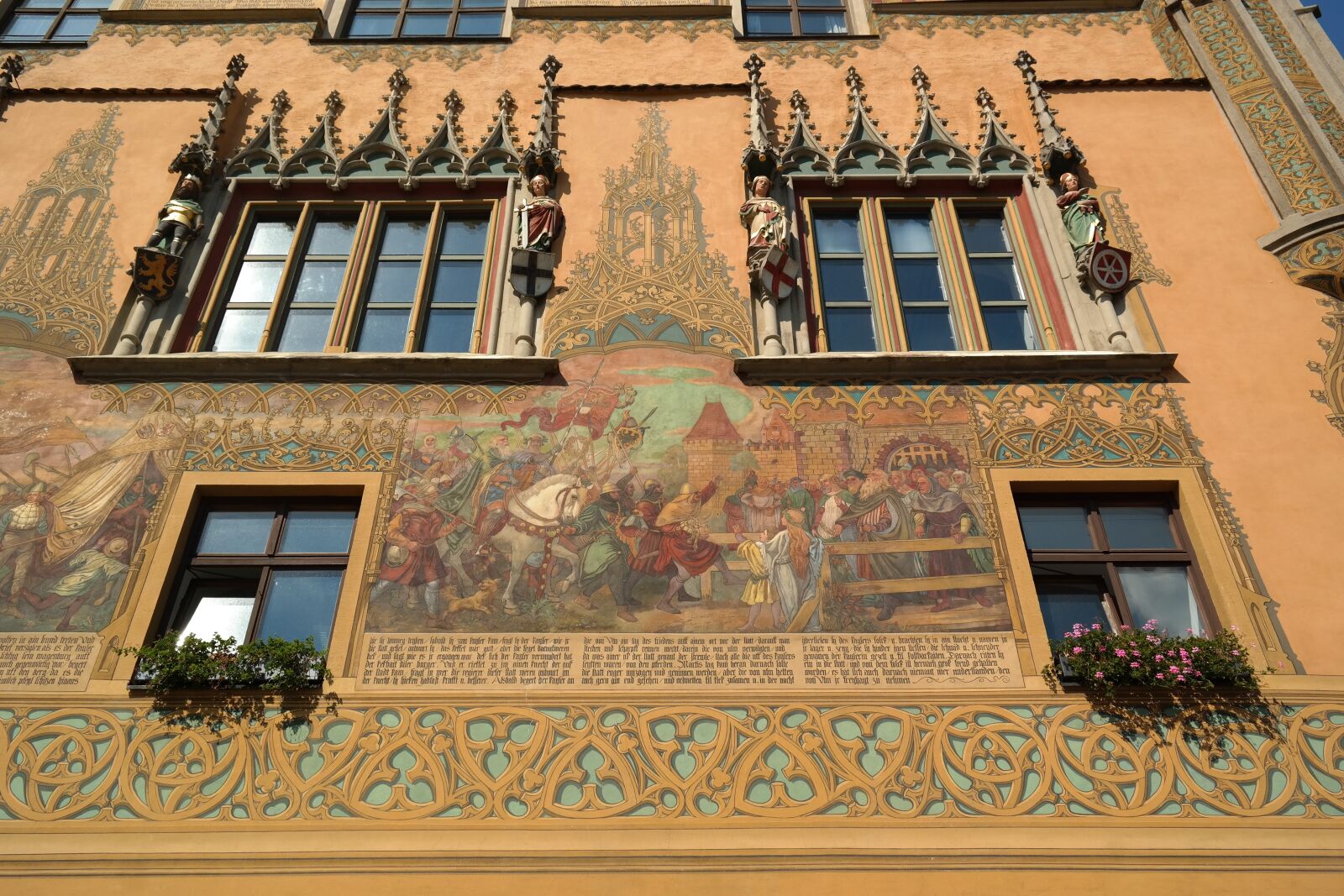 Samsung NX300 sample photo. Town hall, ulm, window photography