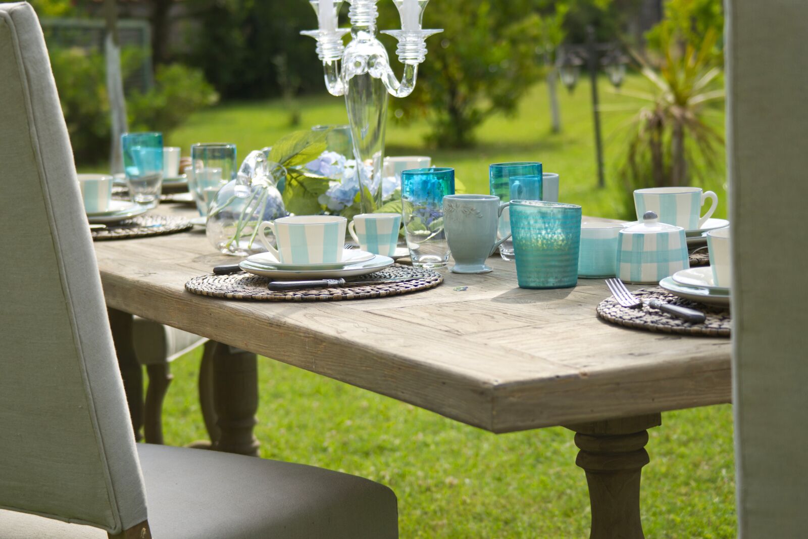 Sony Alpha DSLR-A850 sample photo. Furniture, design, architecture photography
