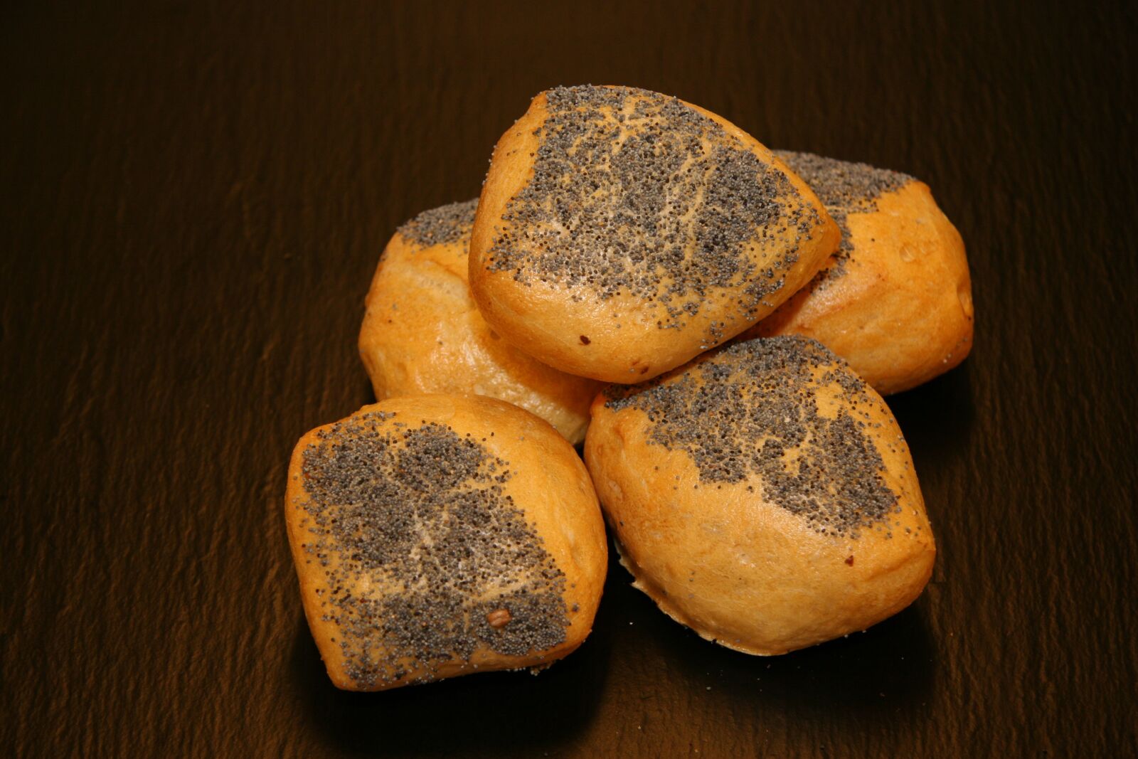 Canon EOS 20D sample photo. Craftsman, breakfast bread, bread photography