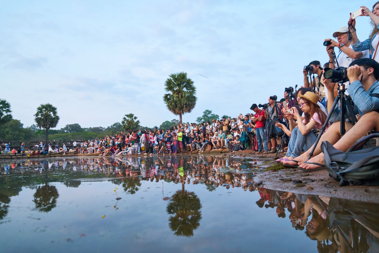 Sony a7R II sample photo. Cambodia, photographers, the crowd photography