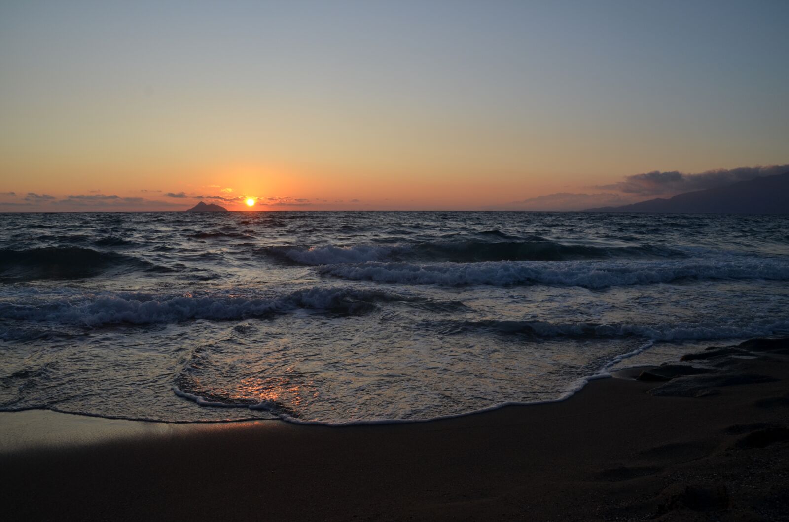 Nikon D5100 sample photo. Sunset, sea, sky photography