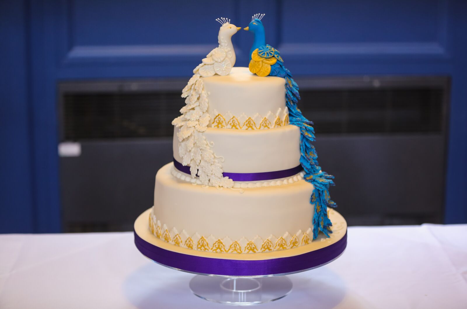 Canon EF 70-200mm F2.8L IS II USM sample photo. Cake, dessert, birthday photography