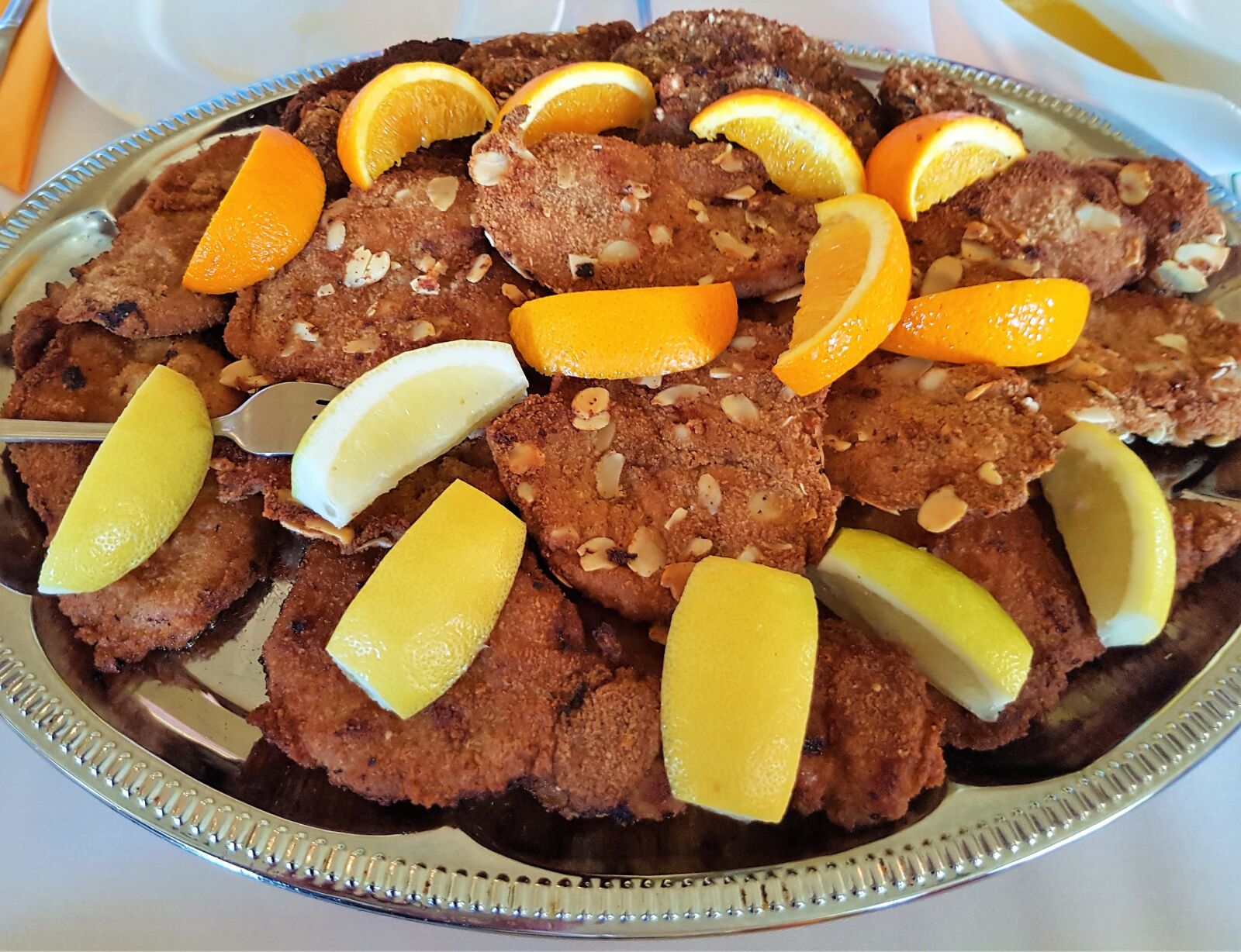 Samsung Galaxy S7 Edge sample photo. Schnitzel, cattle chips, pork photography