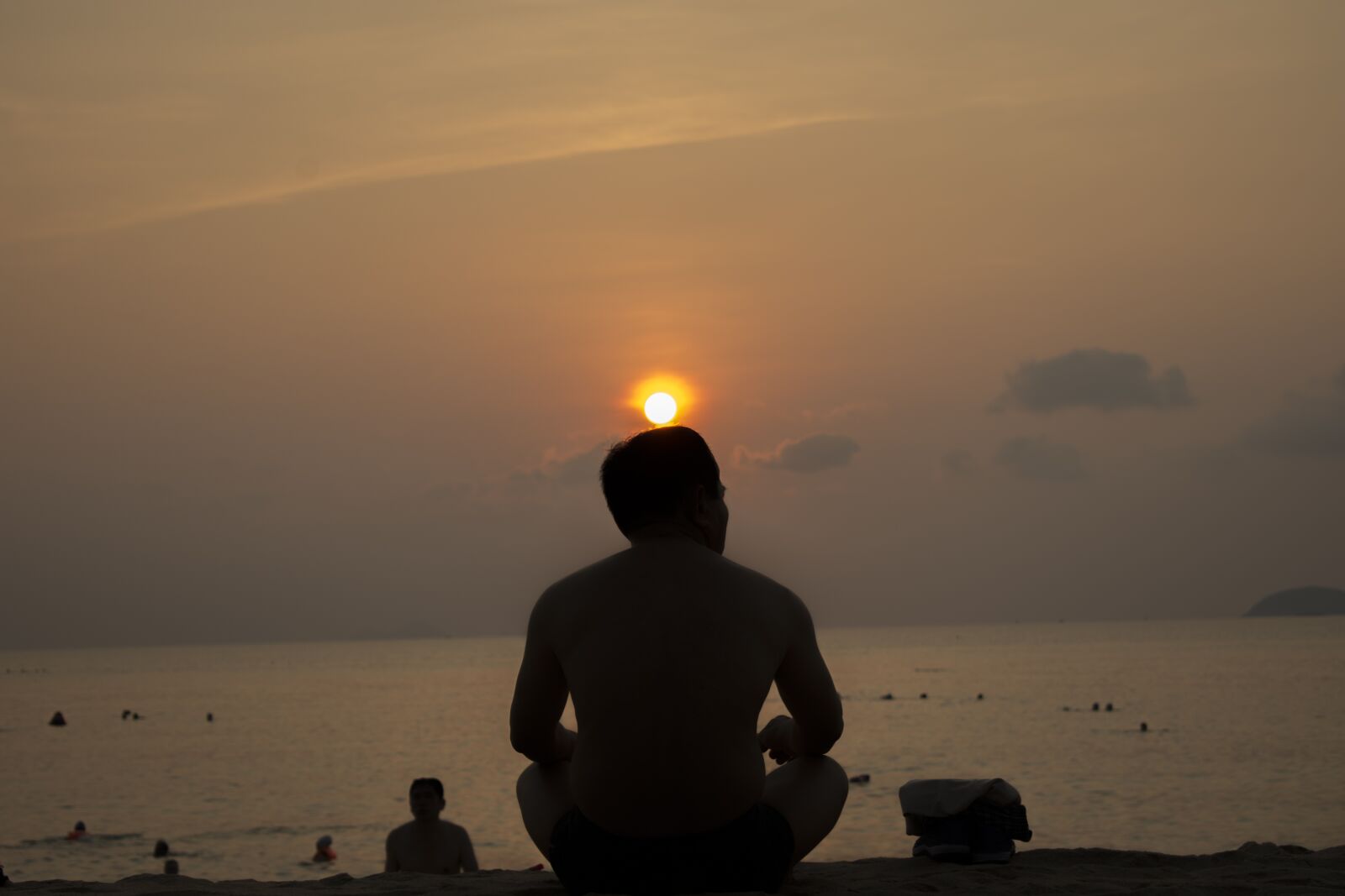 Nikon D7200 sample photo. Sunrise, beach, sea photography