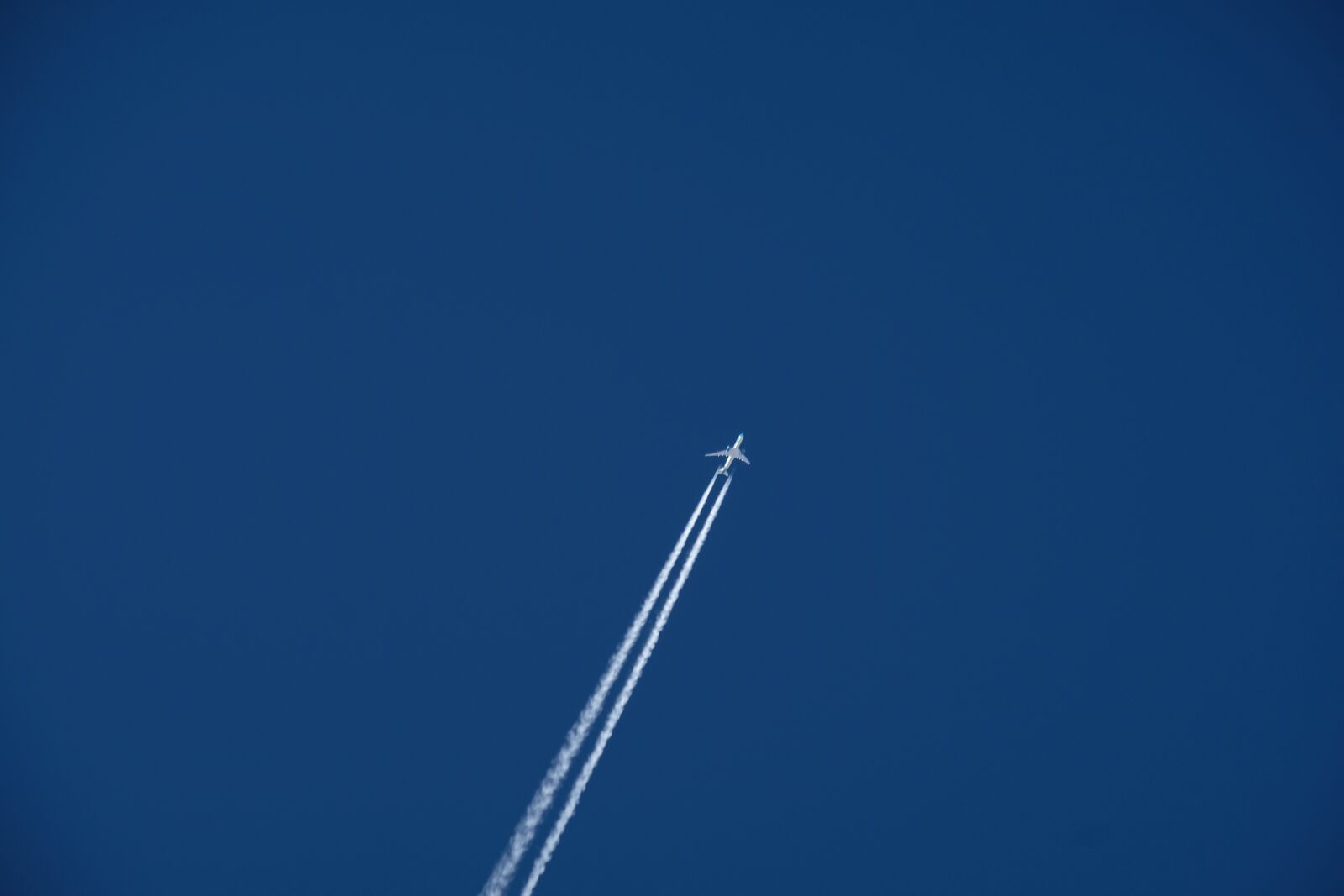 Fujifilm X-T20 sample photo. Sky, aircraft, jet photography