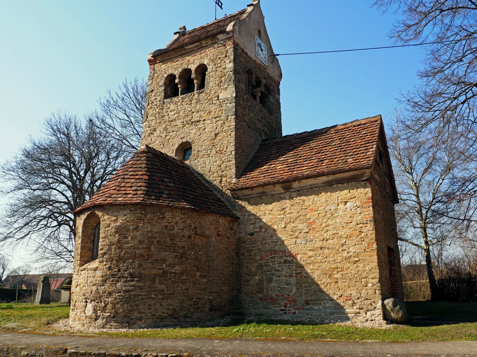 Olympus OM-D E-M1 sample photo. Very old church, romanesque photography