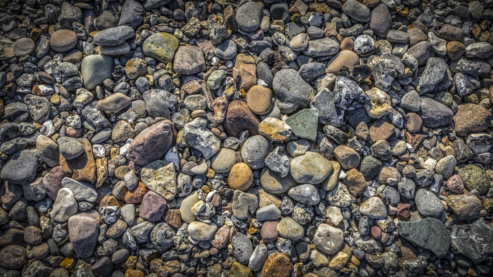 Sony a7 II + Sony FE 28-70mm F3.5-5.6 OSS sample photo. Stones, pebbles, pebble photography