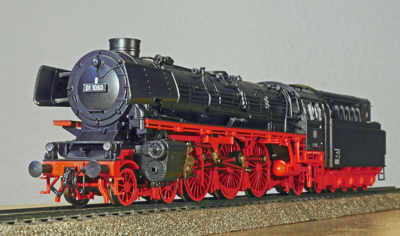 Panasonic Lumix DMC-GH3 sample photo. Steam locomotive, model, scale photography