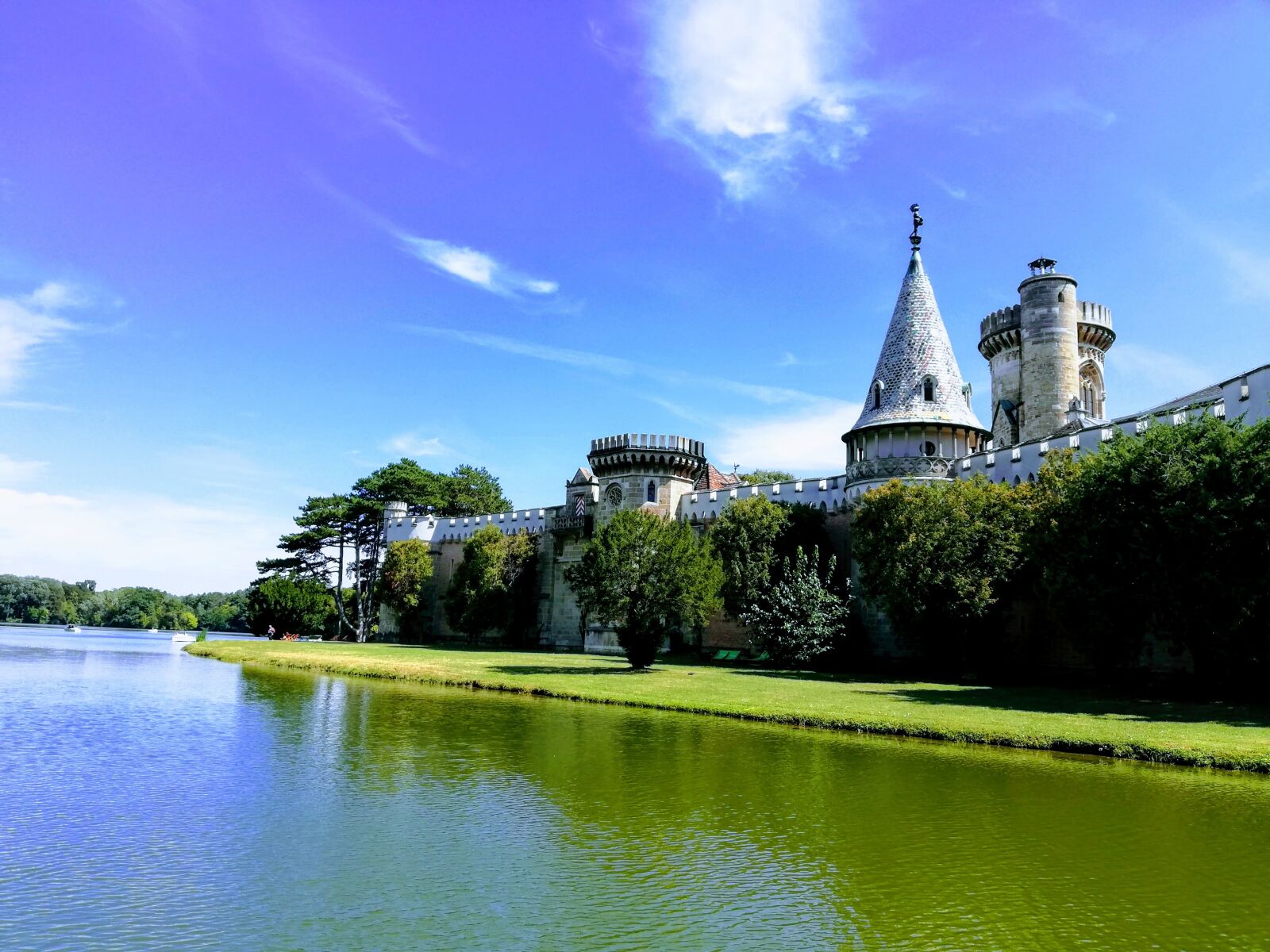 HUAWEI P20 lite sample photo. Castle, lake, laxenburg photography