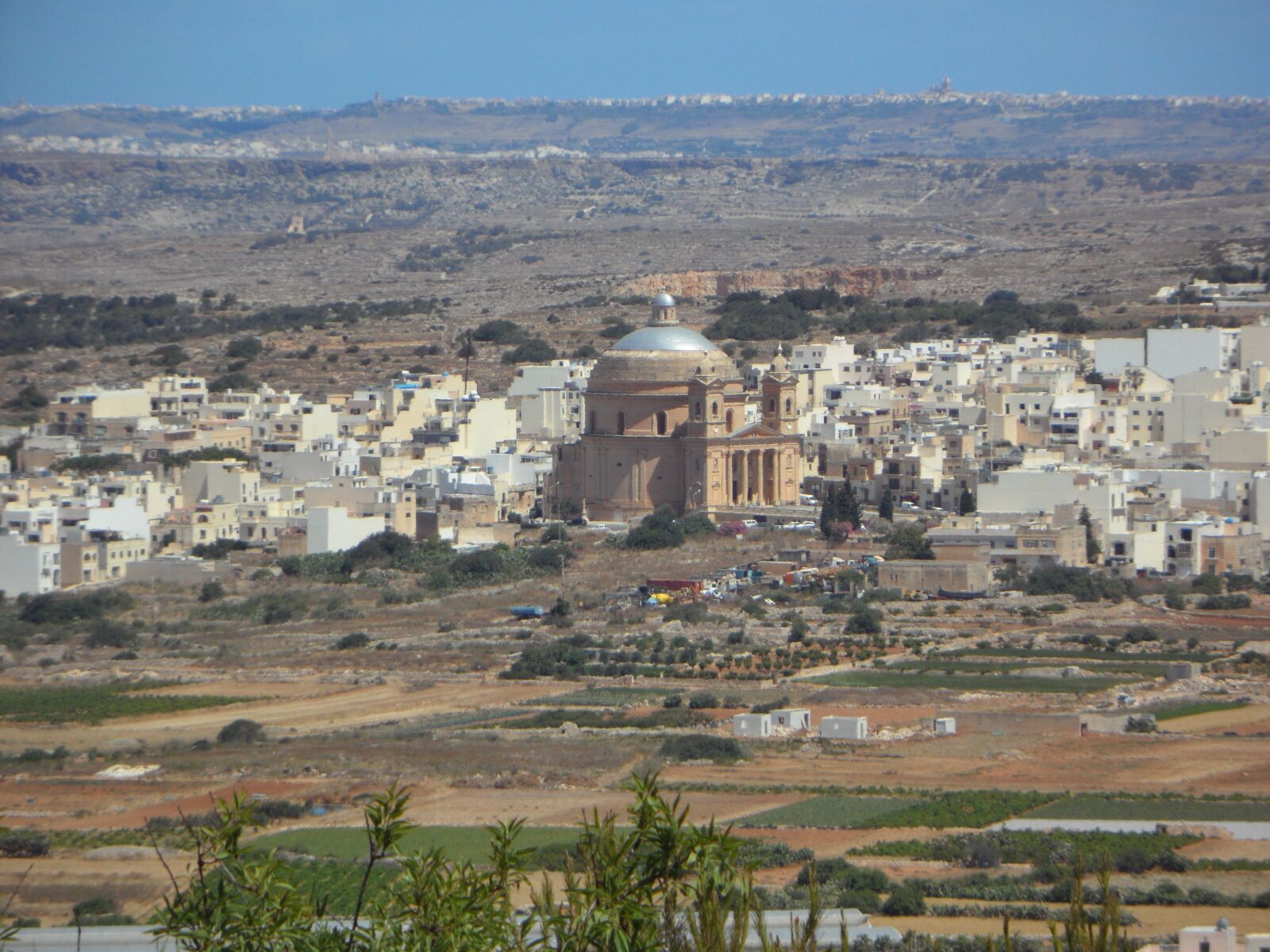Samsung VLUU WB210, SAMSUNG WB210 sample photo. Mgarr, malta, view photography