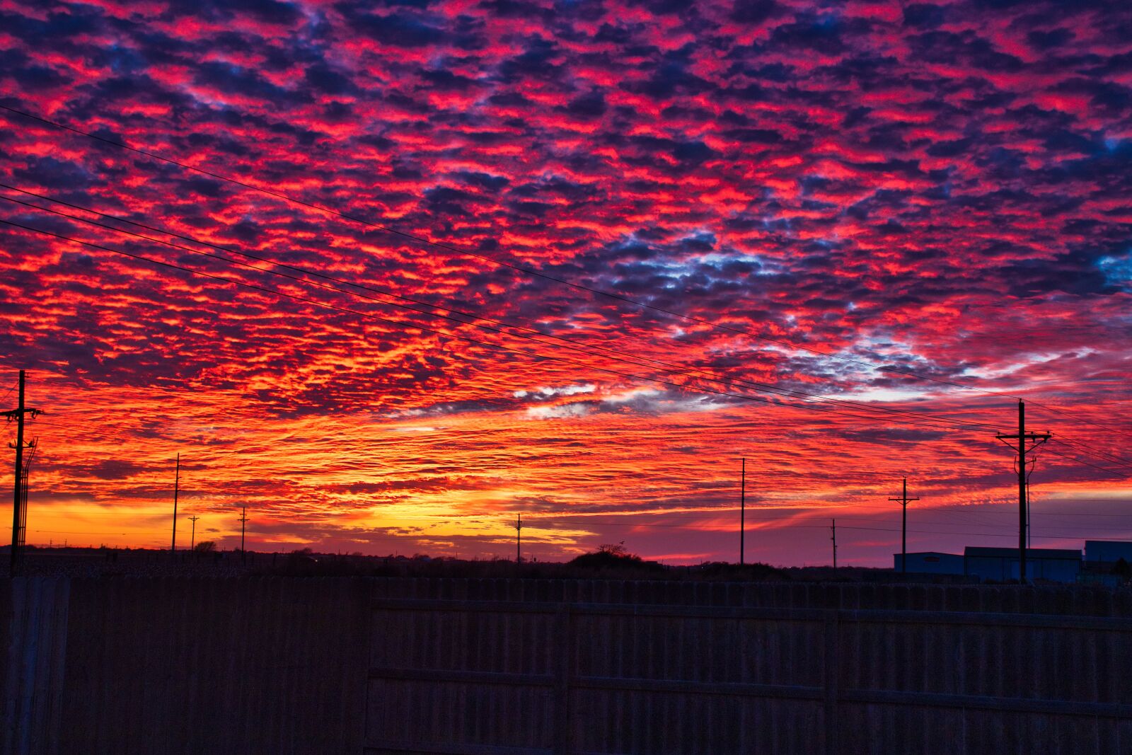 Canon EOS 200D (EOS Rebel SL2 / EOS Kiss X9) sample photo. Sunset, west texas, cloudscape photography