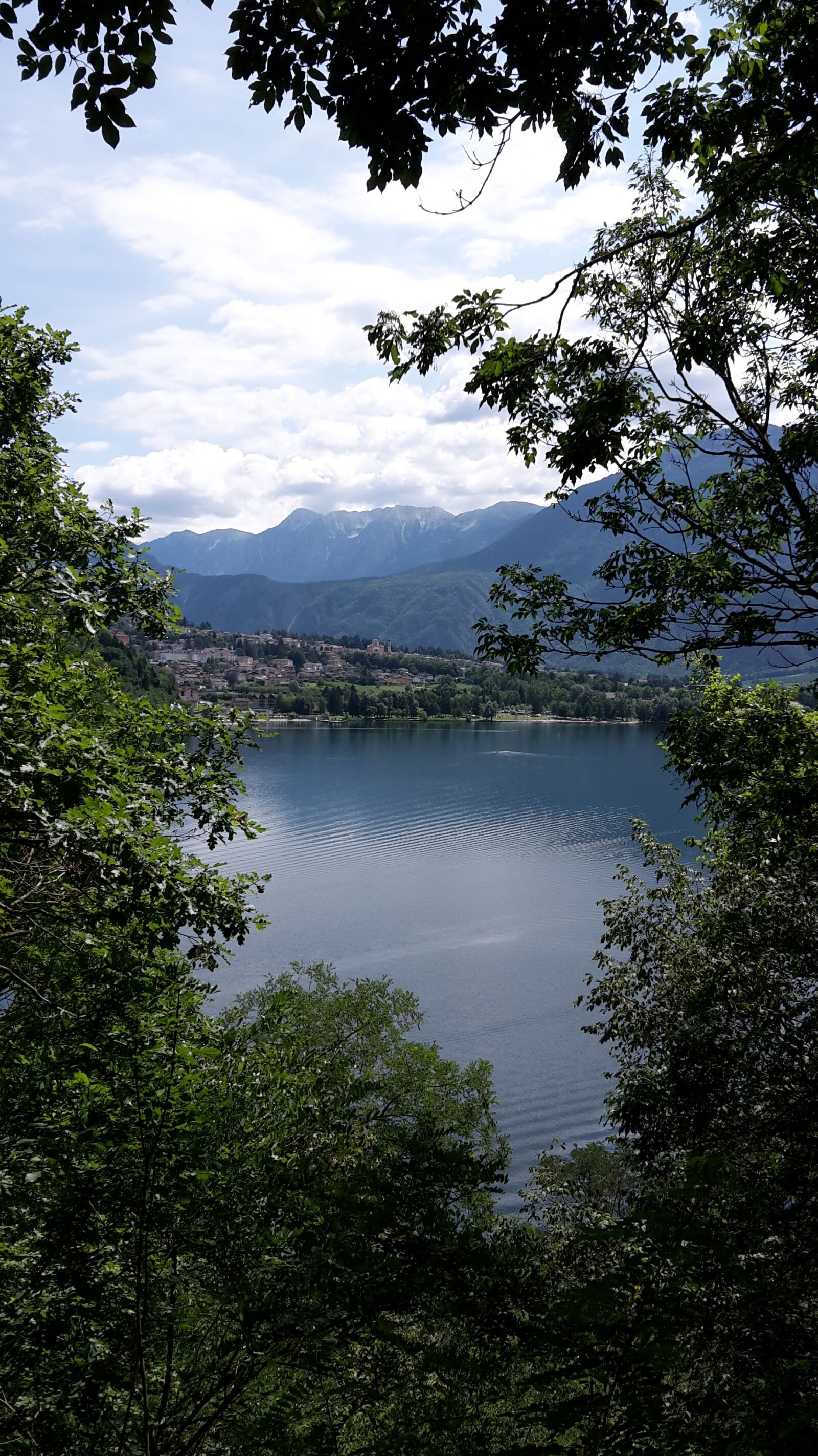 Samsung Galaxy S5 Mini sample photo. Italy, more, lago di photography