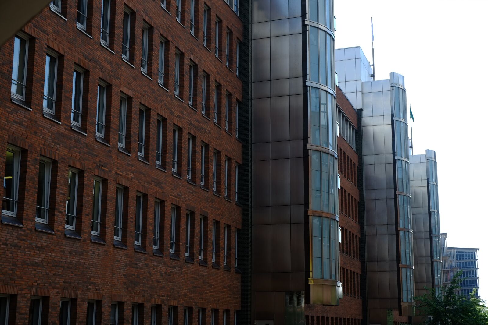 Fujifilm X-E1 sample photo. Architecture, houses, facade photography