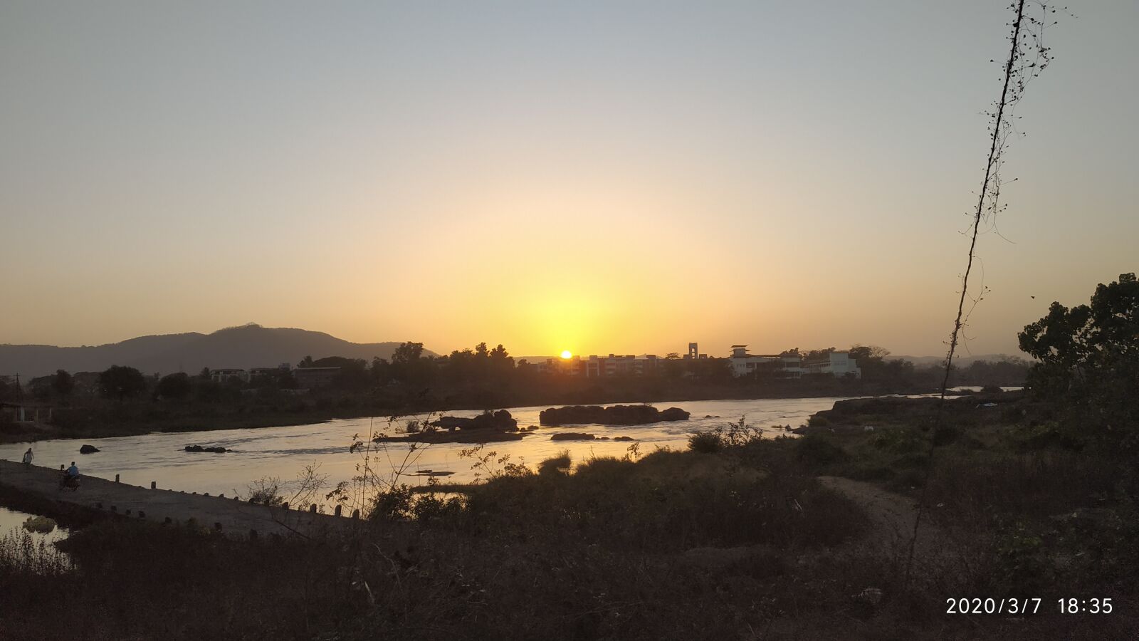 Xiaomi Redmi Note 5 Pro sample photo. Sunset, scene, roha photography