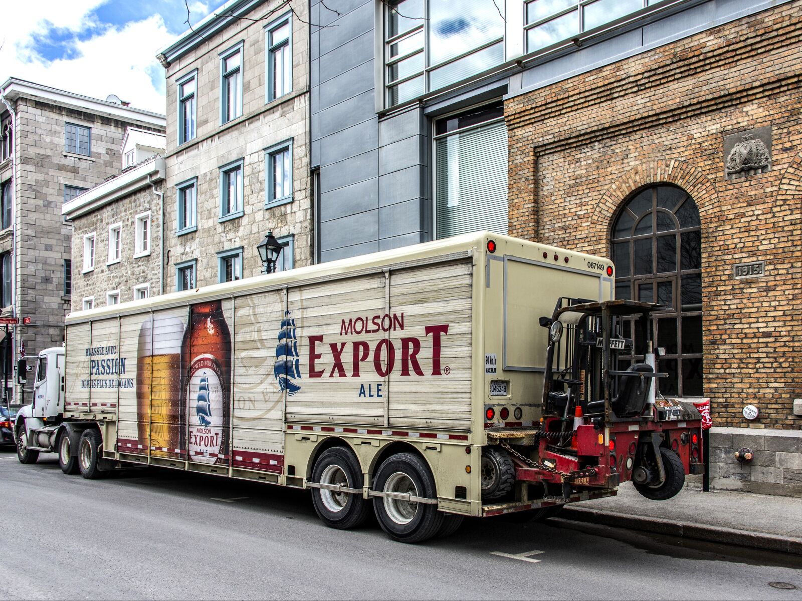 Nikon D610 sample photo. Truck, truck american, former photography