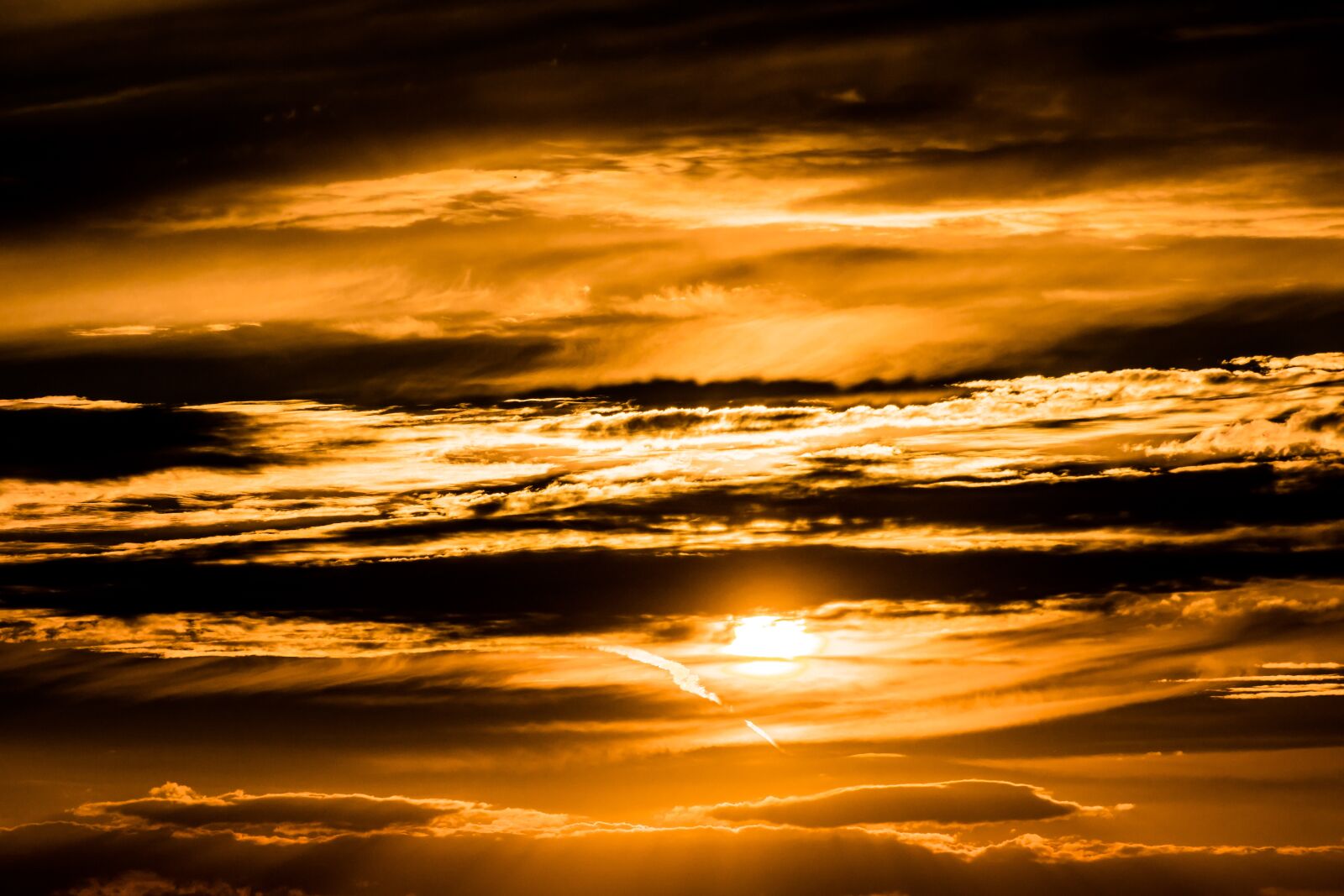 Canon EOS 750D (EOS Rebel T6i / EOS Kiss X8i) sample photo. Sunset, sun, afterglow photography